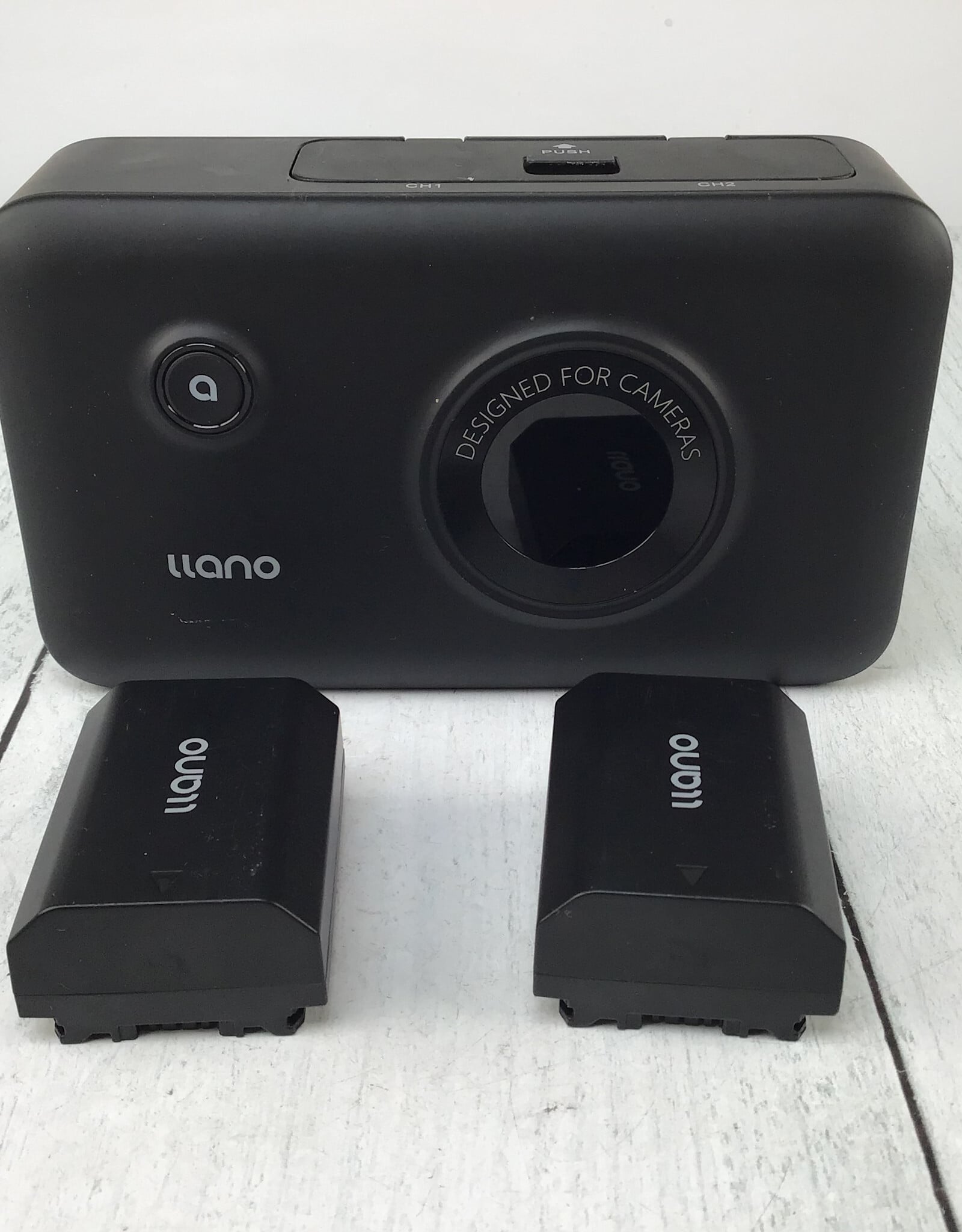 Llano Llano CS3 Battery Charger w/ 2 Batteries for Sony NP-FZ100 Used Good