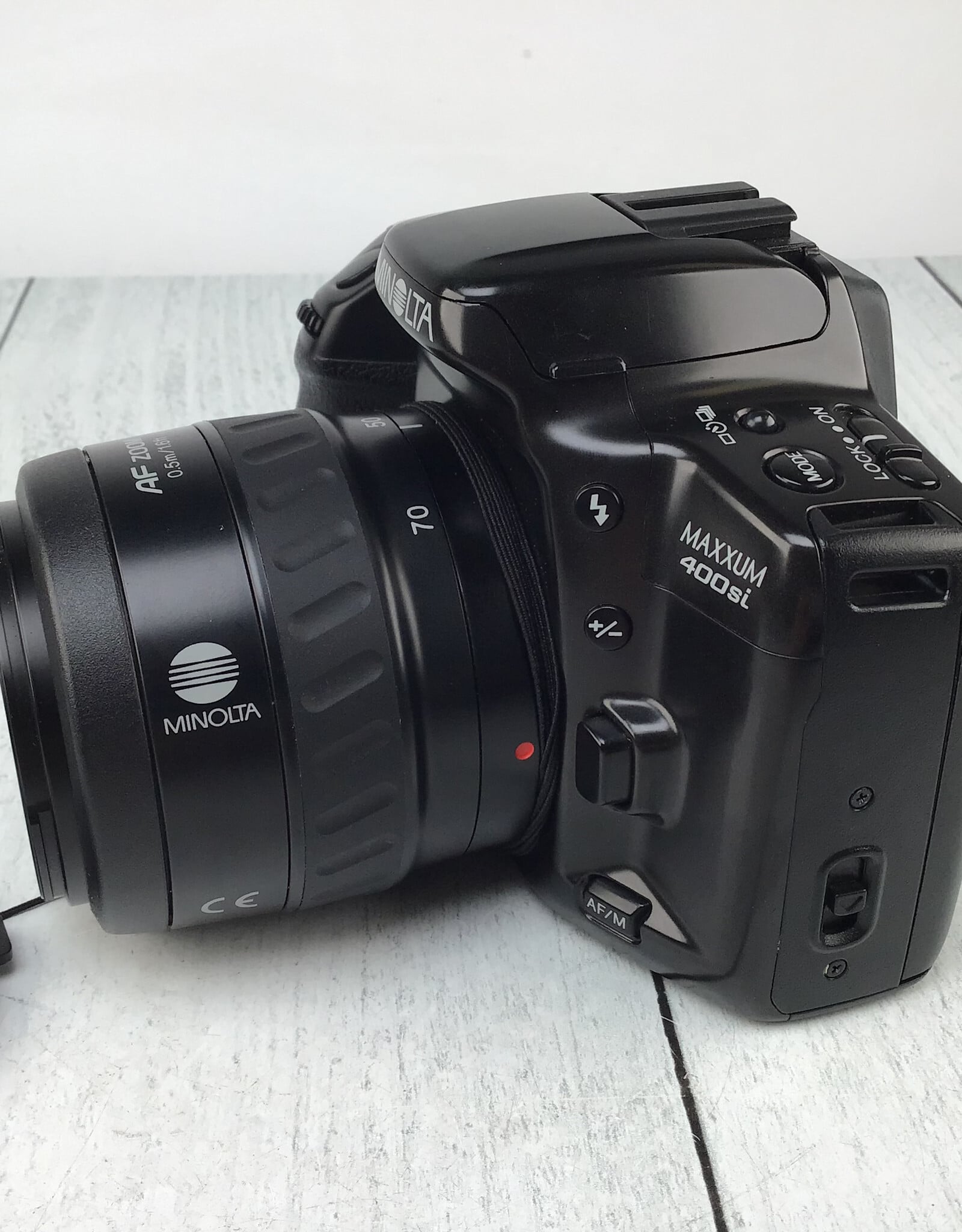 Minolta Minolta Maxxum 400Si Camera w/ 35-70mm Used Good