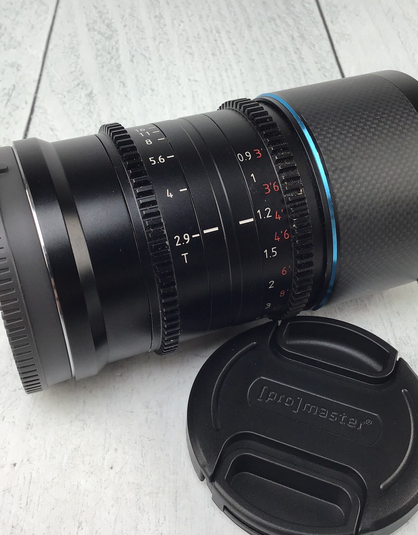 Sirui 35mm T2.9 Anamorphic 1.66X Lens for Sony E used Good