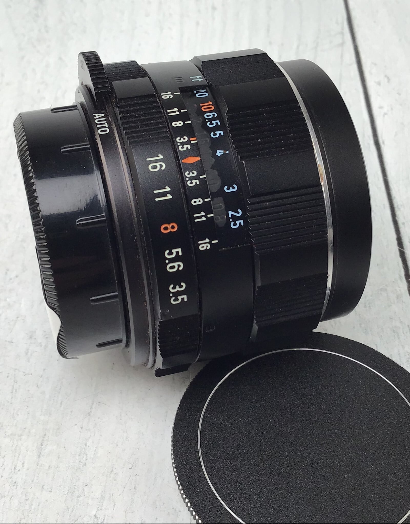 Pentax Pentax SMC Takumar 28mm f3.5 Lens Screw Mount Used Good