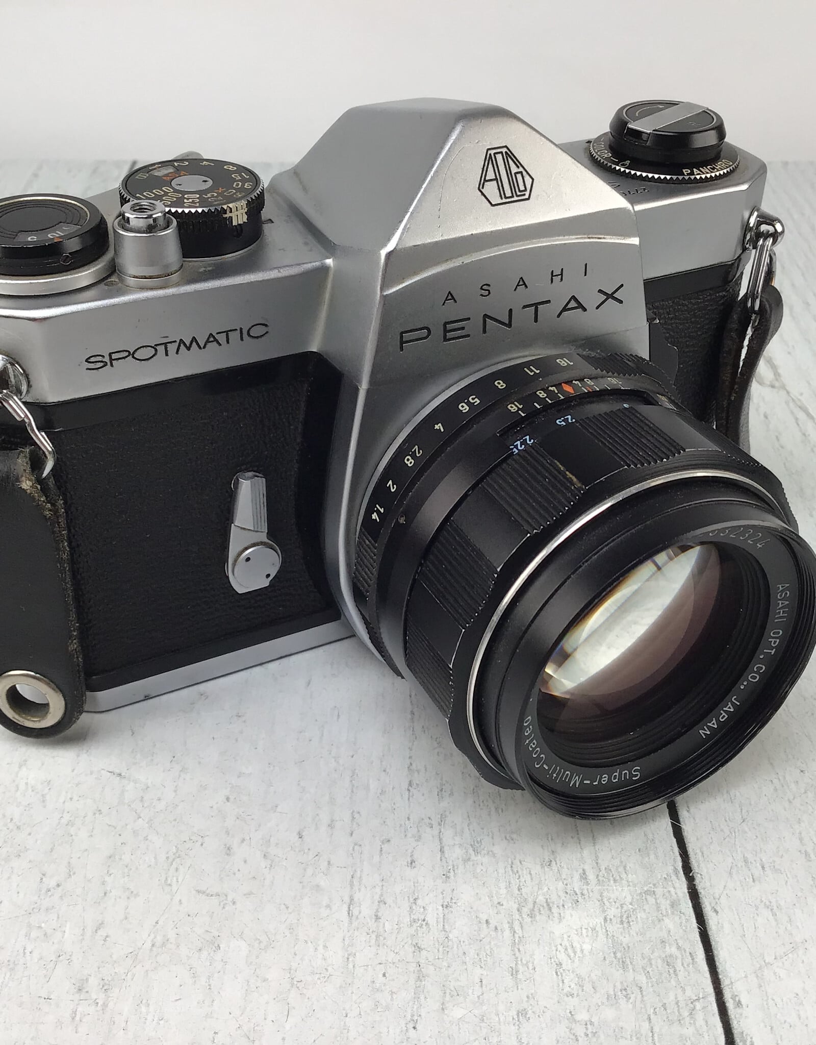 Pentax Pentax Spotmatic SP Camera w/ 50mm f1.4 Used Fair