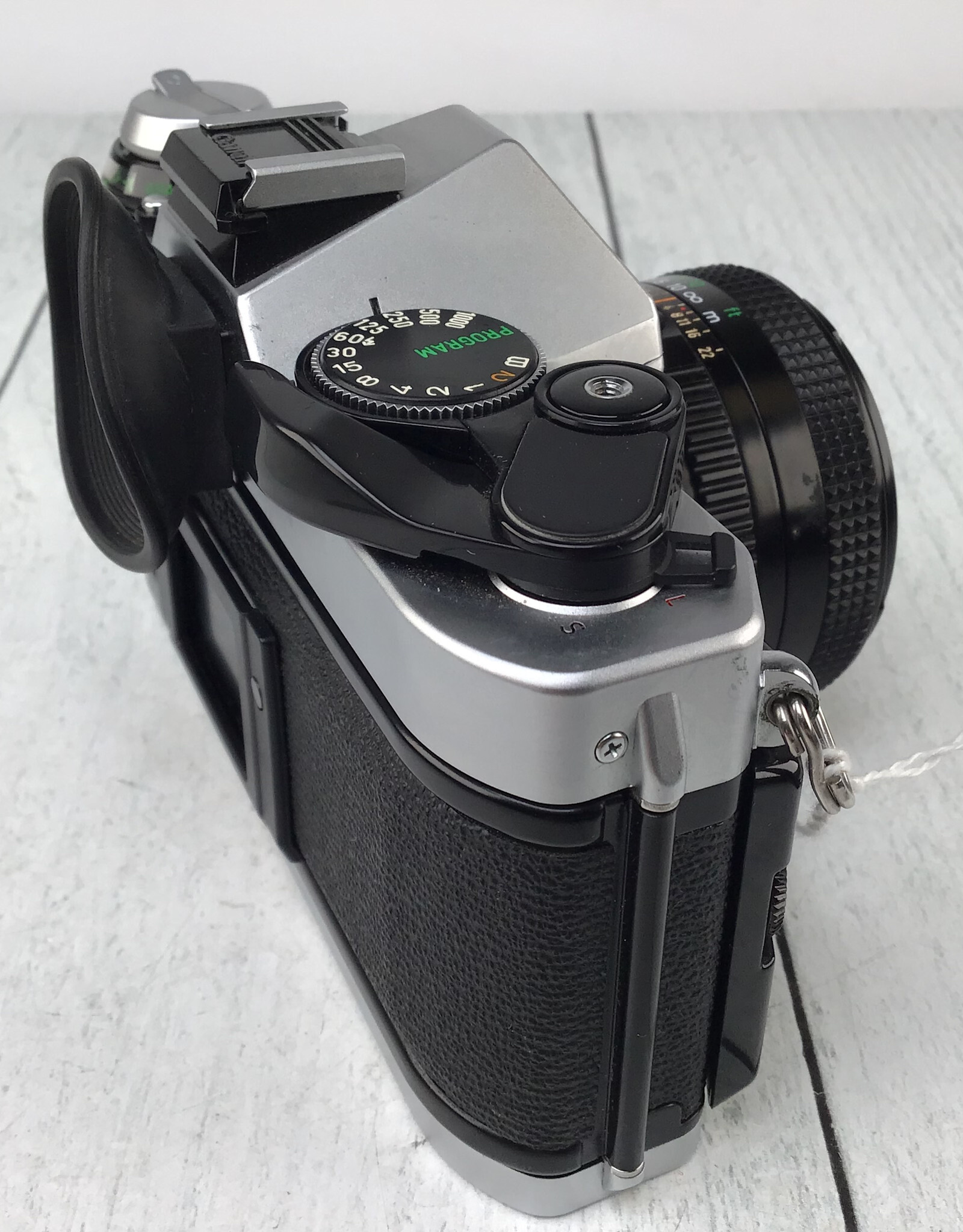 CANON Canon AE-1 Program Camera w/ 50mm f1.8 Good