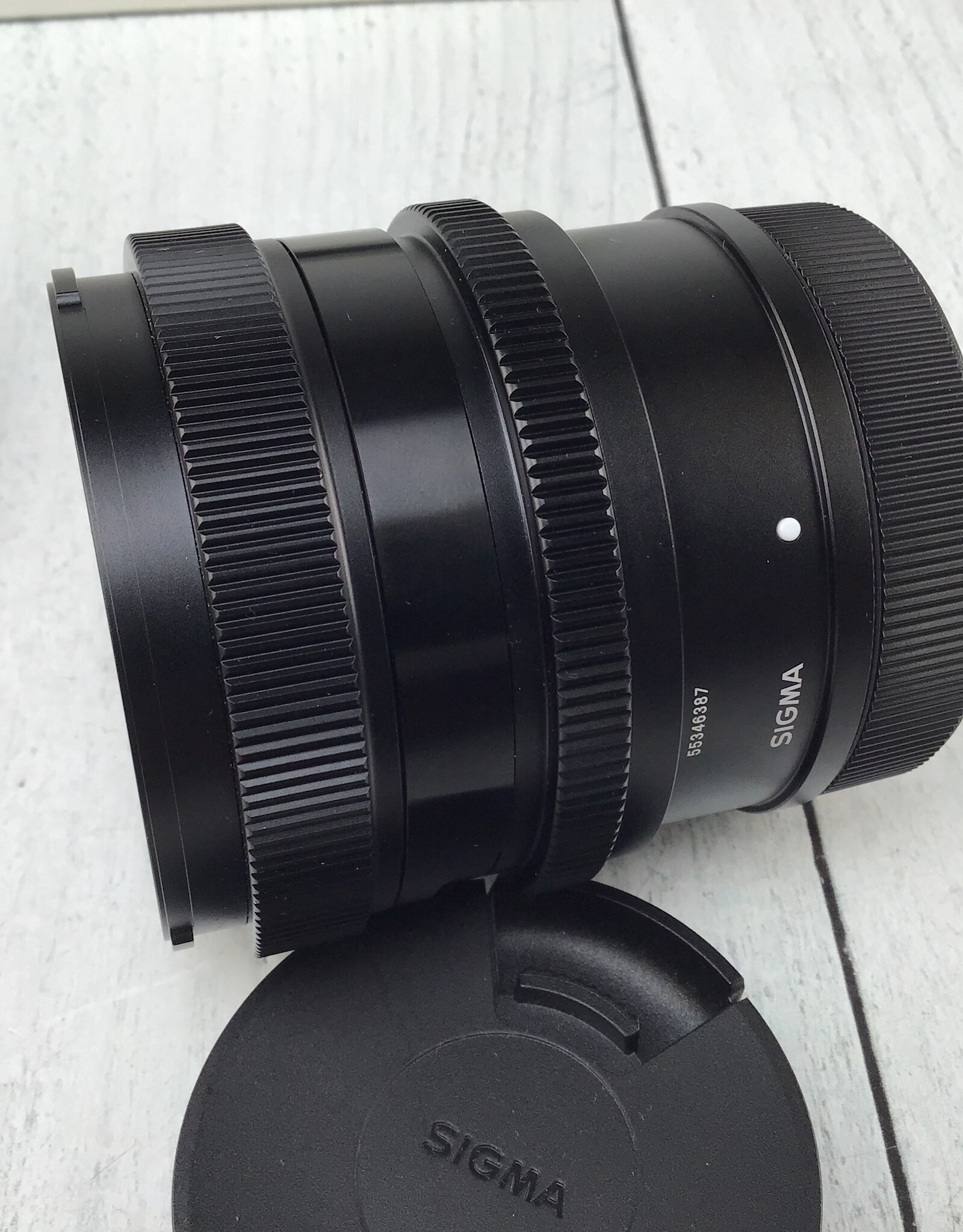 SIGMA Sigma 35mm f2 DG DN Lens for Sony in box Used EX