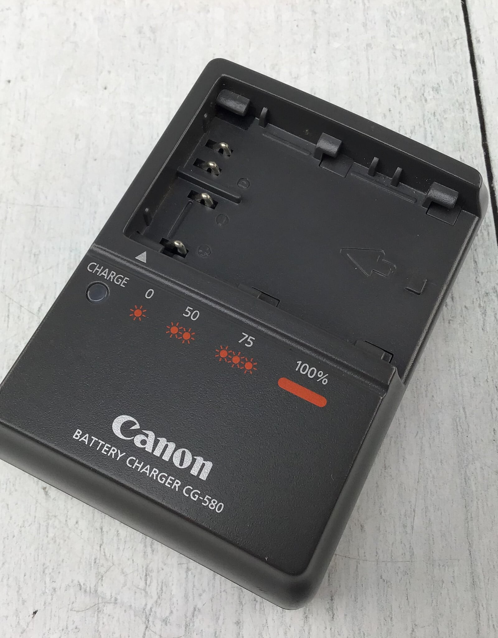 CANON Canon Battery Charger CG-580 for BP-511 Used Good