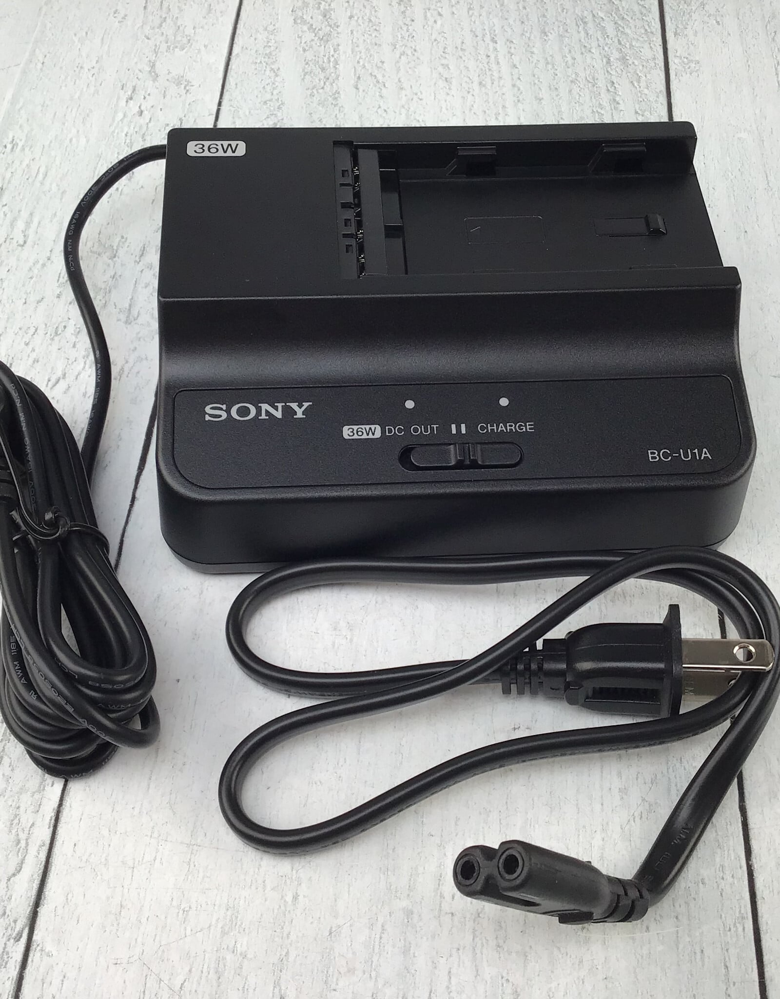 SONY Sony Battery Charger BC-U1A Used Good