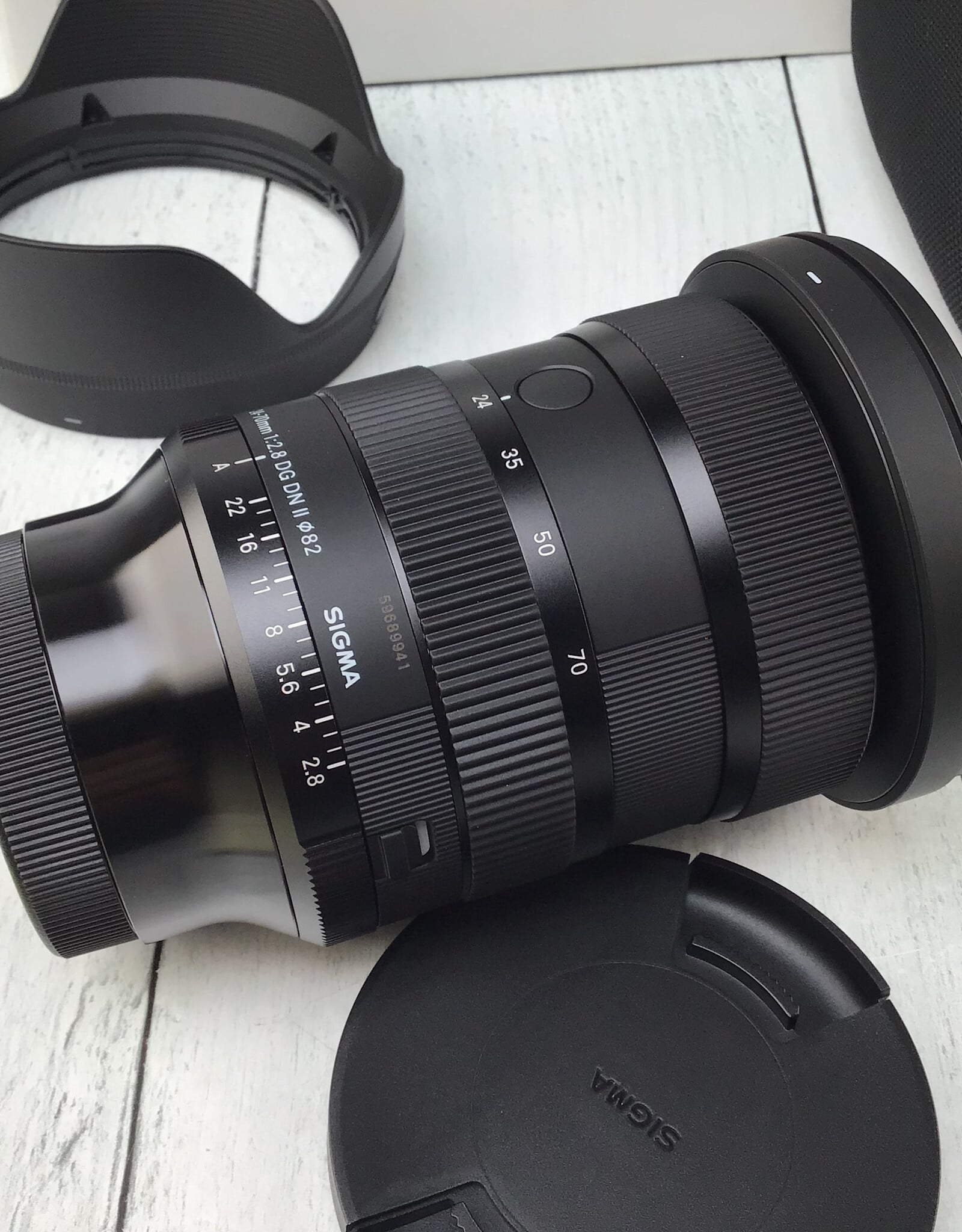 SIGMA Sigma Art 24-70mm f2.8 DG DN II Lens for Sony in Box Used EX