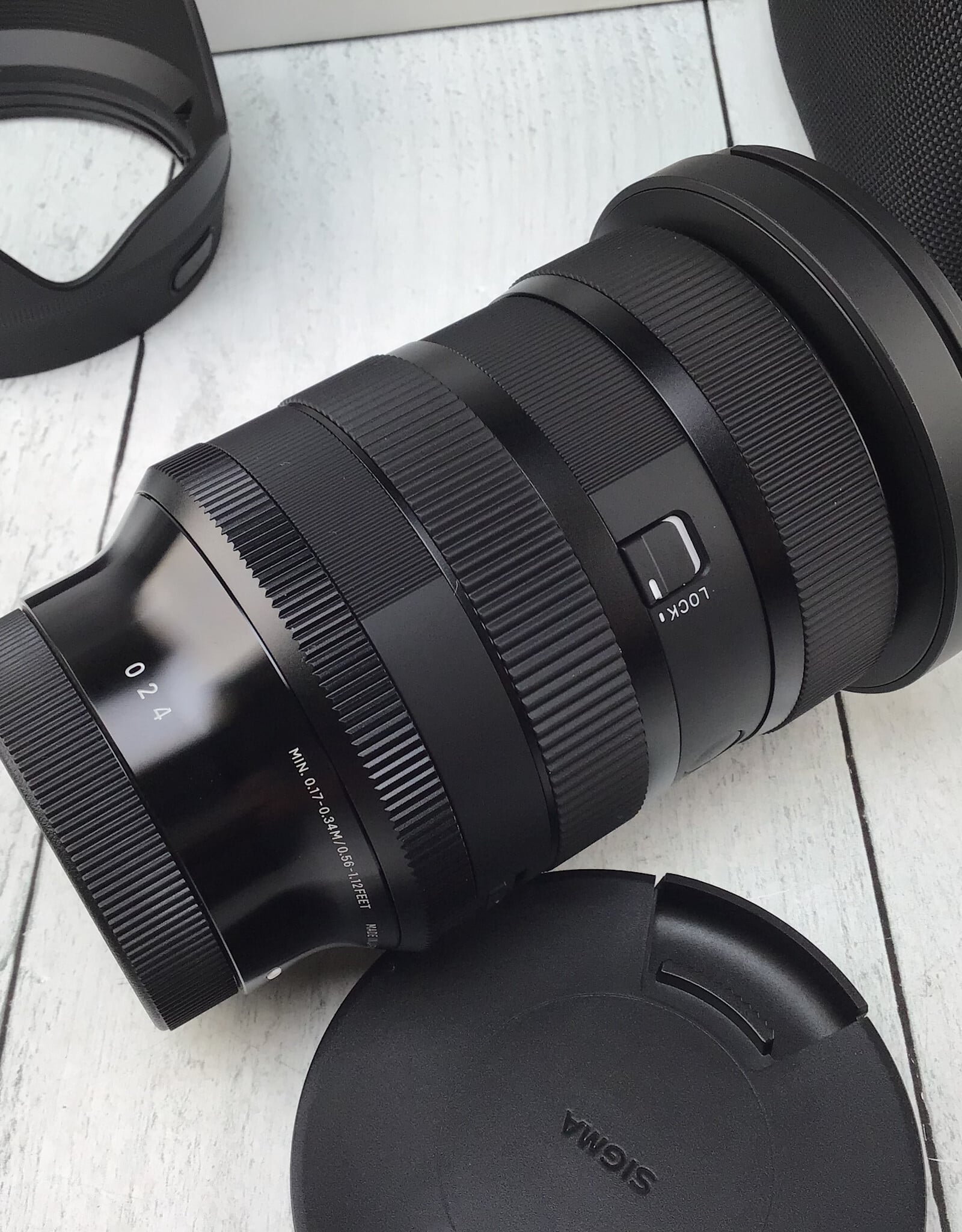 SIGMA Sigma Art 24-70mm f2.8 DG DN II Lens for Sony in Box Used EX