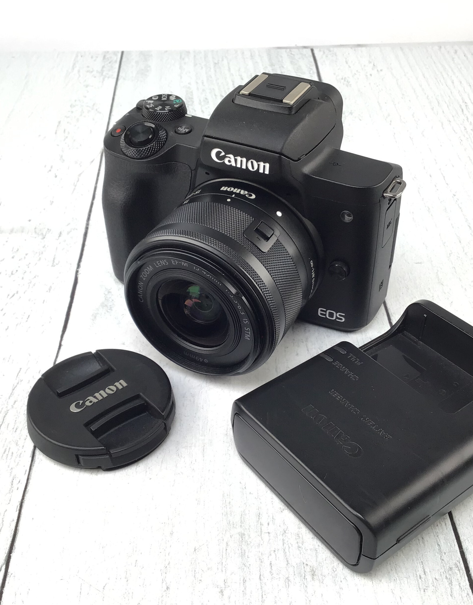 CANON Canon EOS M50 Camera w/ 15-45mm Used Good
