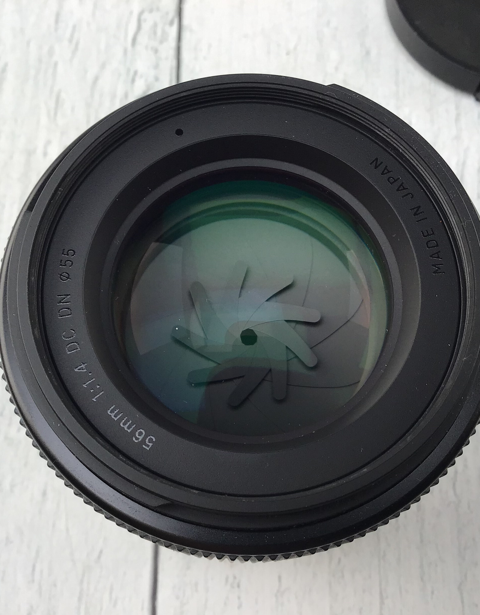 CANON Sigma 56mm f1.4 DC DN Lens for Canon EF-M in Box Used Fair