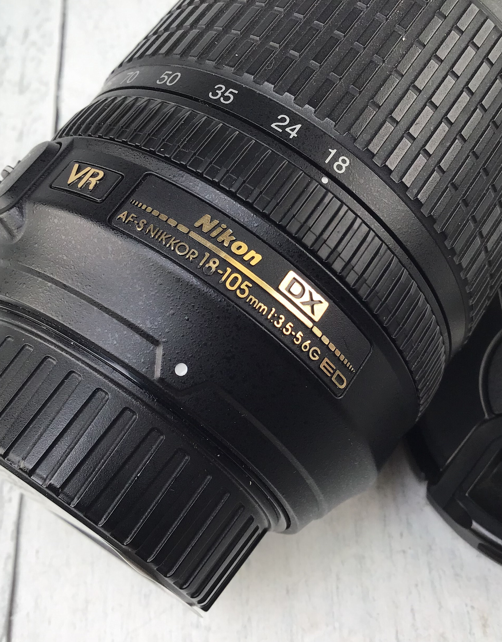 NIKON Nikon AF-S Nikkor 18-105mm f3.5-5.6 G VR Lens Used Good