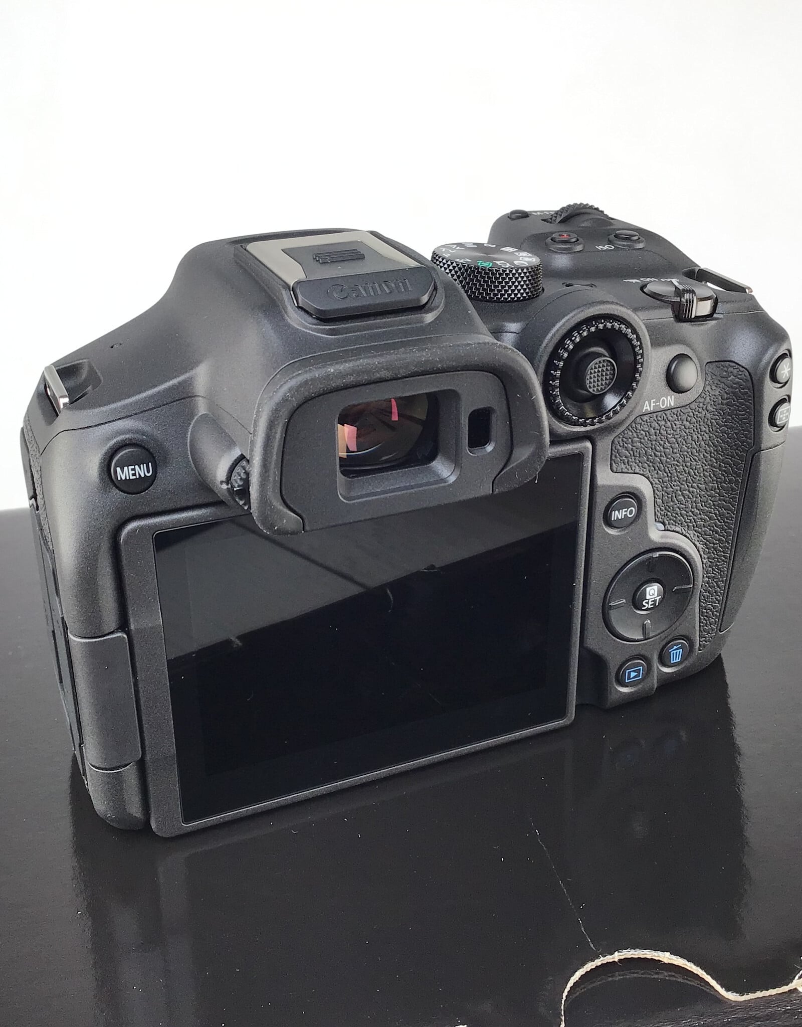 CANON Canon EOS R7 Camera Body in Box Used EX