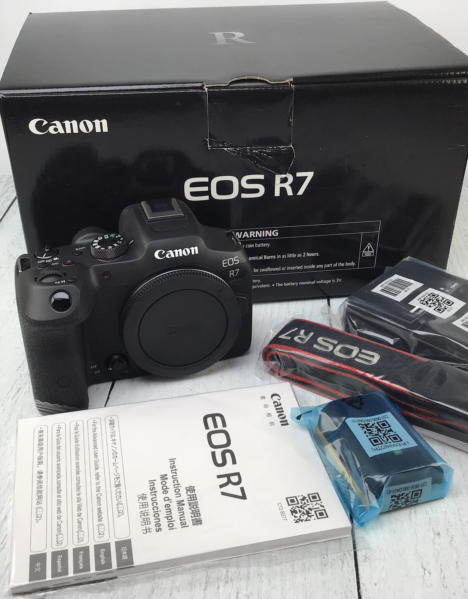CANON Canon EOS R7 Camera Body in Box Used EX