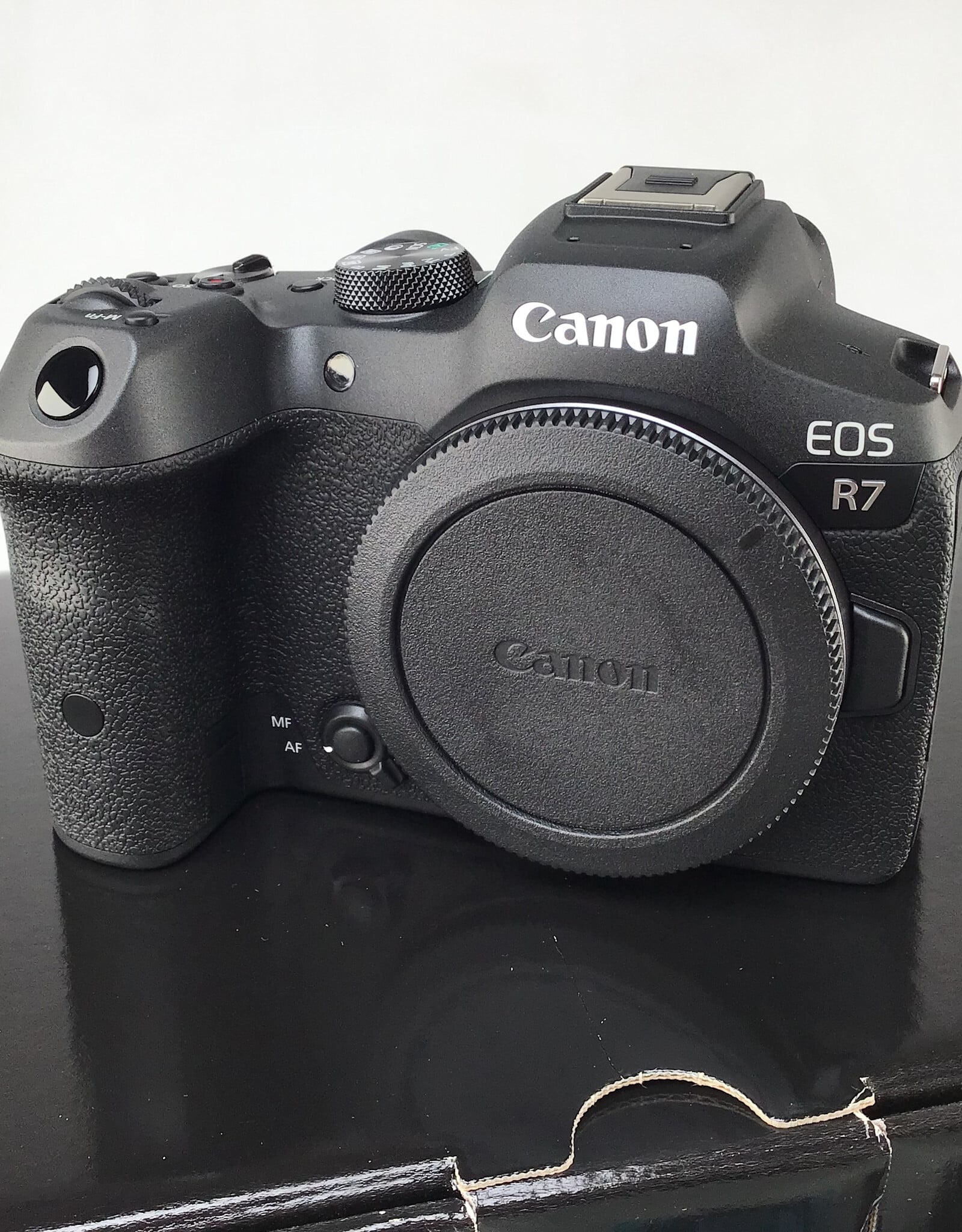 CANON Canon EOS R7 Camera Body in Box Used EX