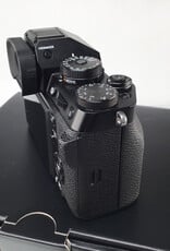 FUJI Fuji X-T5 Camera Body Black in Box Used Good
