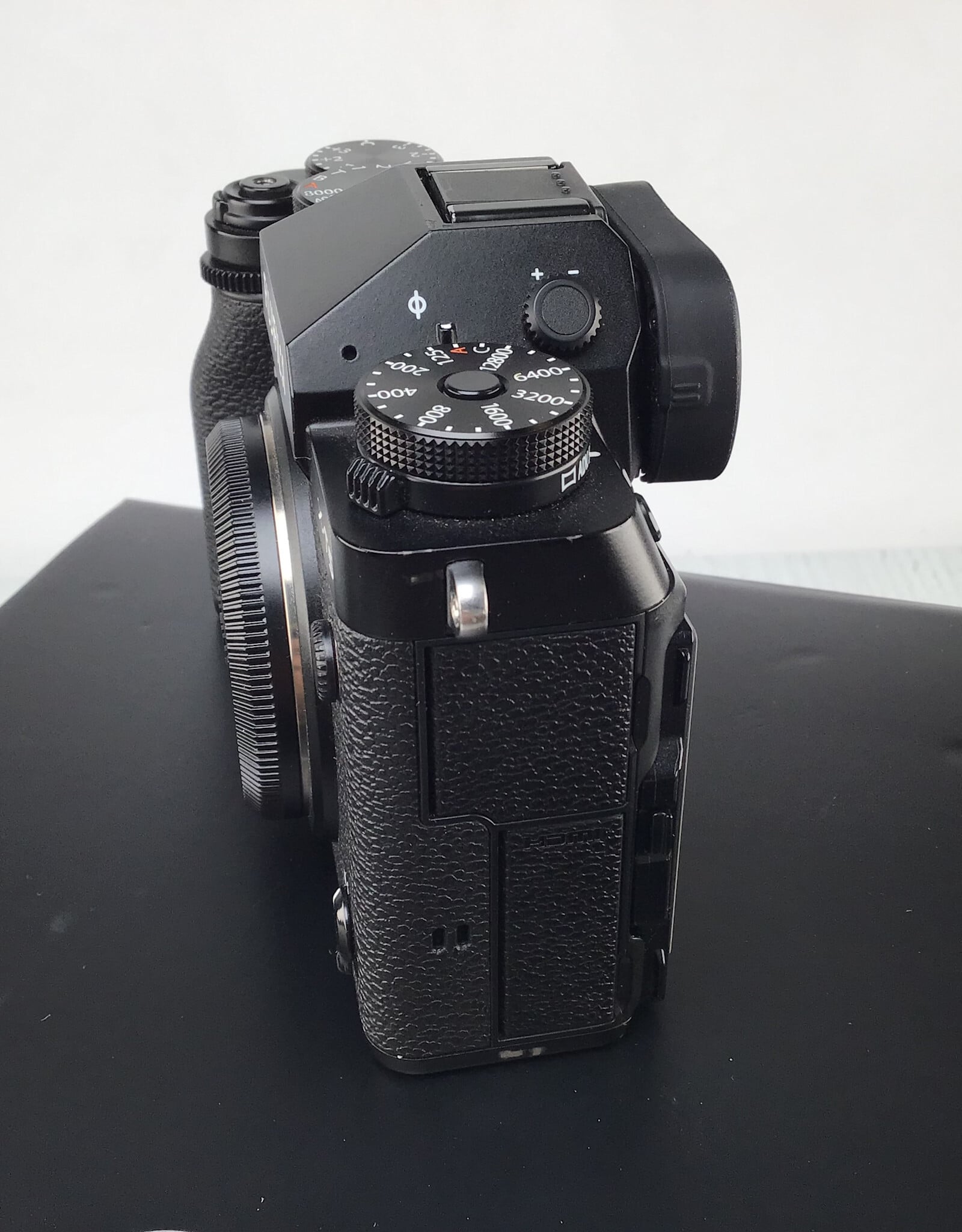 FUJI Fuji X-T5 Camera Body Black in Box Used Good