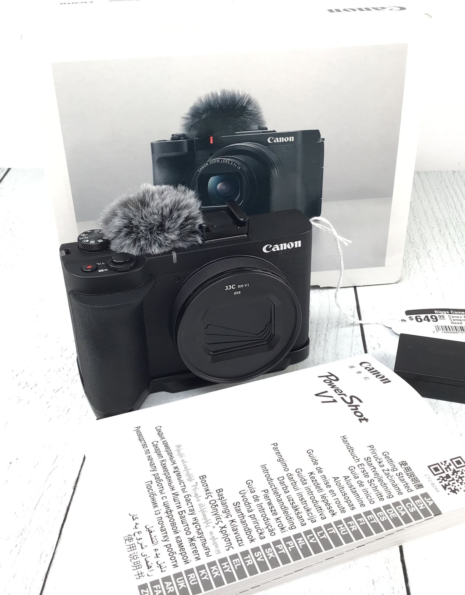 CANON Canon PowerShot V1 Camera in Box Used Good