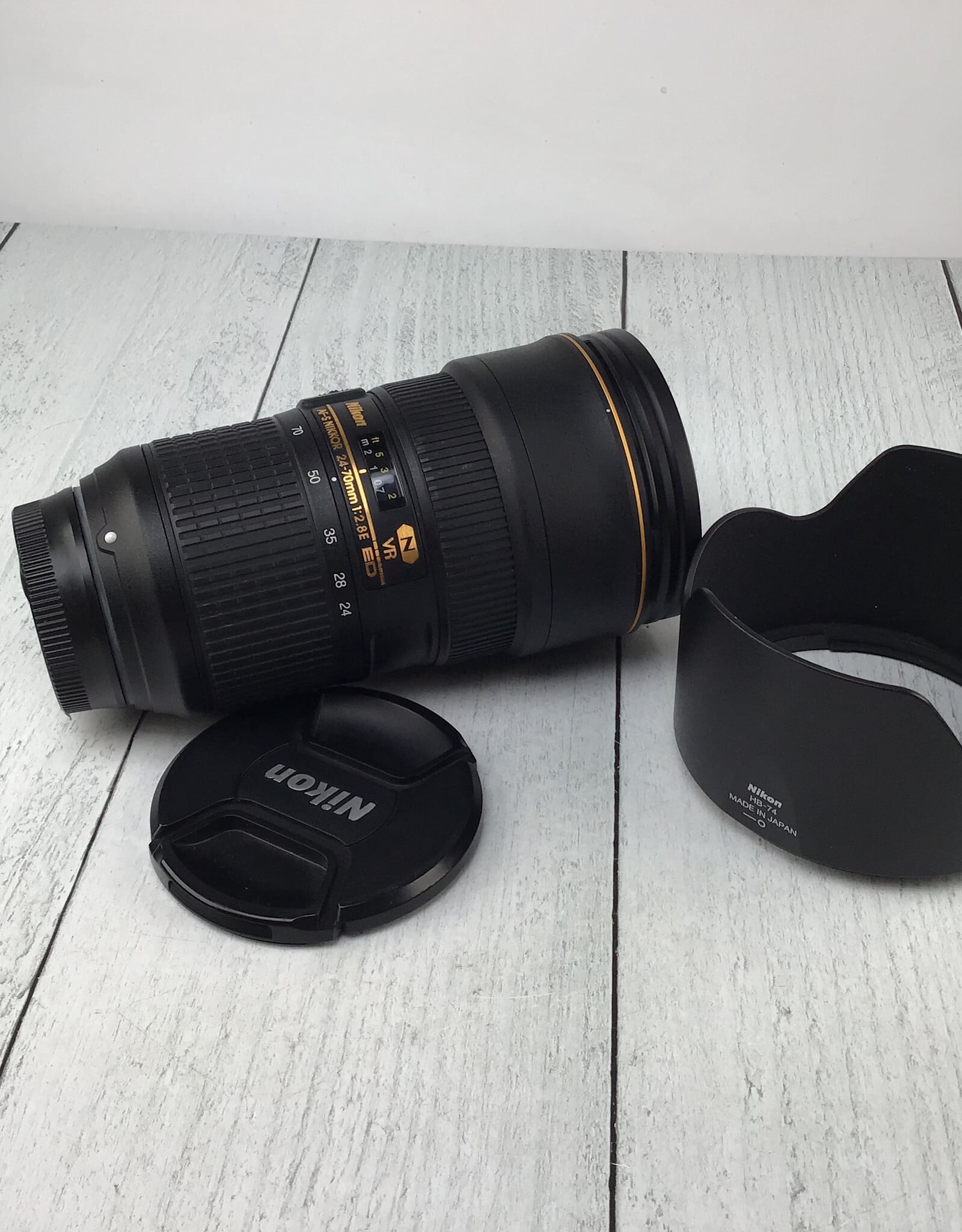 NIKON Nikon AF-S 24-70mm f2.8 E VR Lens Used Good