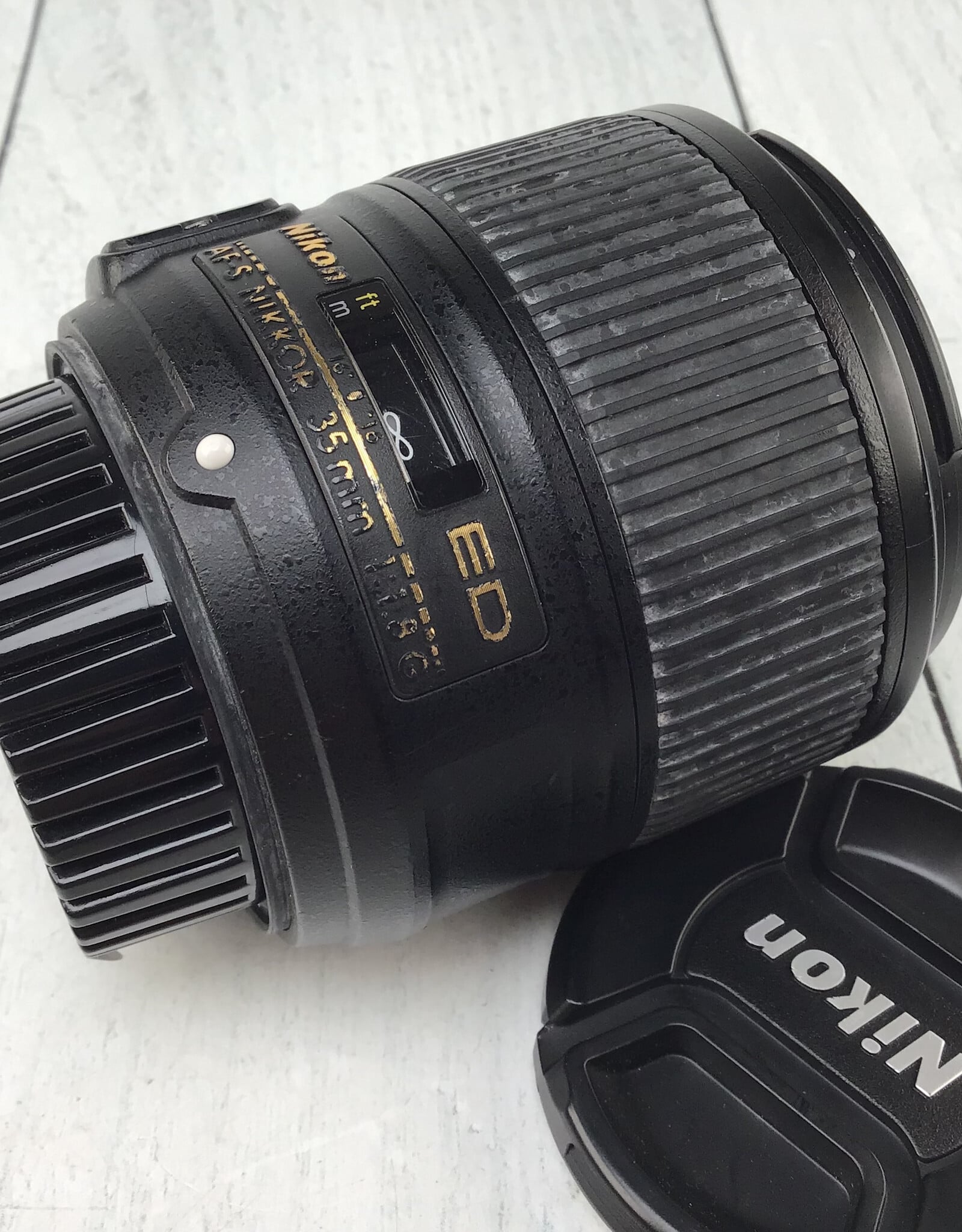NIKON Nikon AF-S Nikkor 35mm f1.8G Full Frame Lens Used Fair