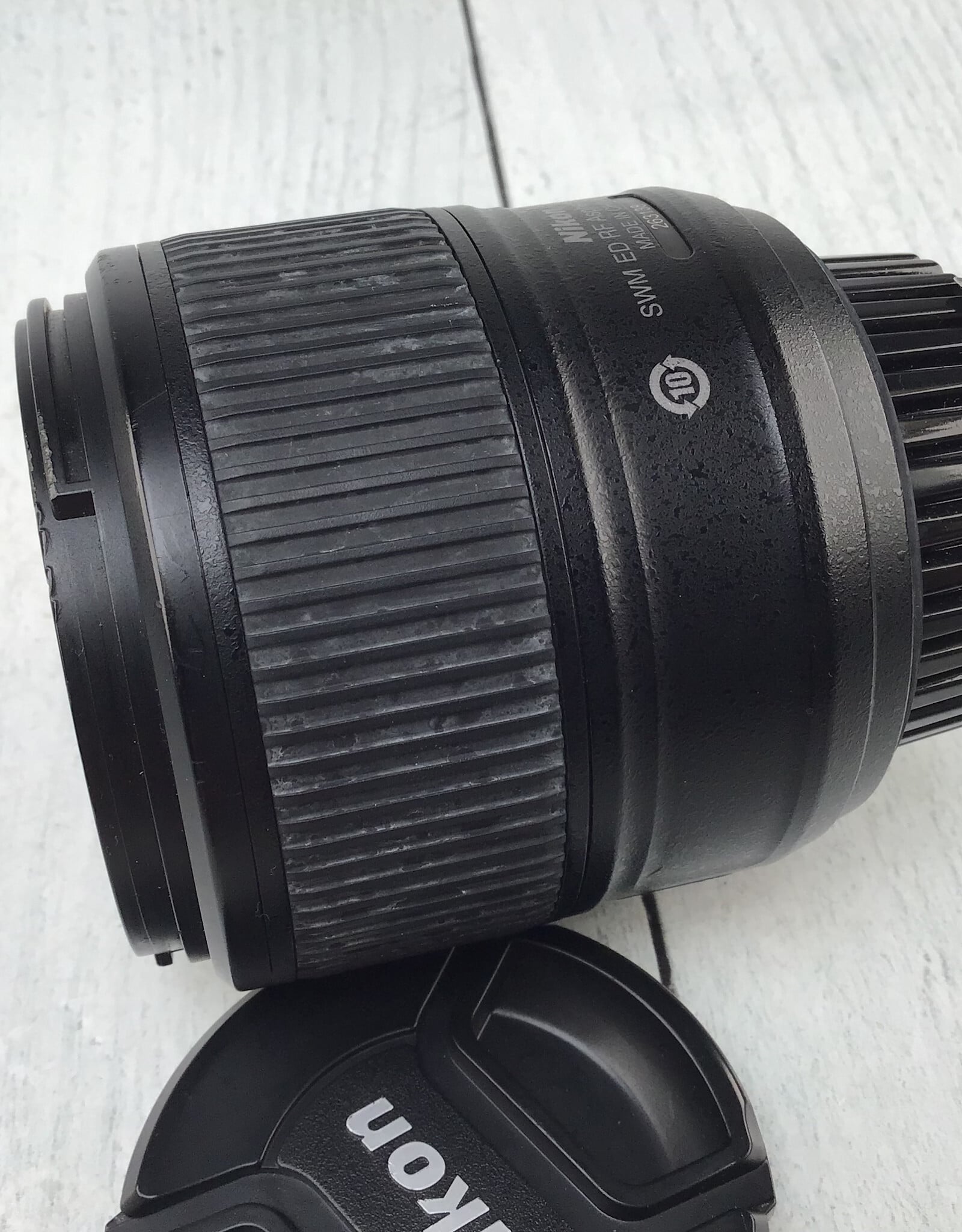 NIKON Nikon AF-S Nikkor 35mm f1.8G Full Frame Lens Used Fair