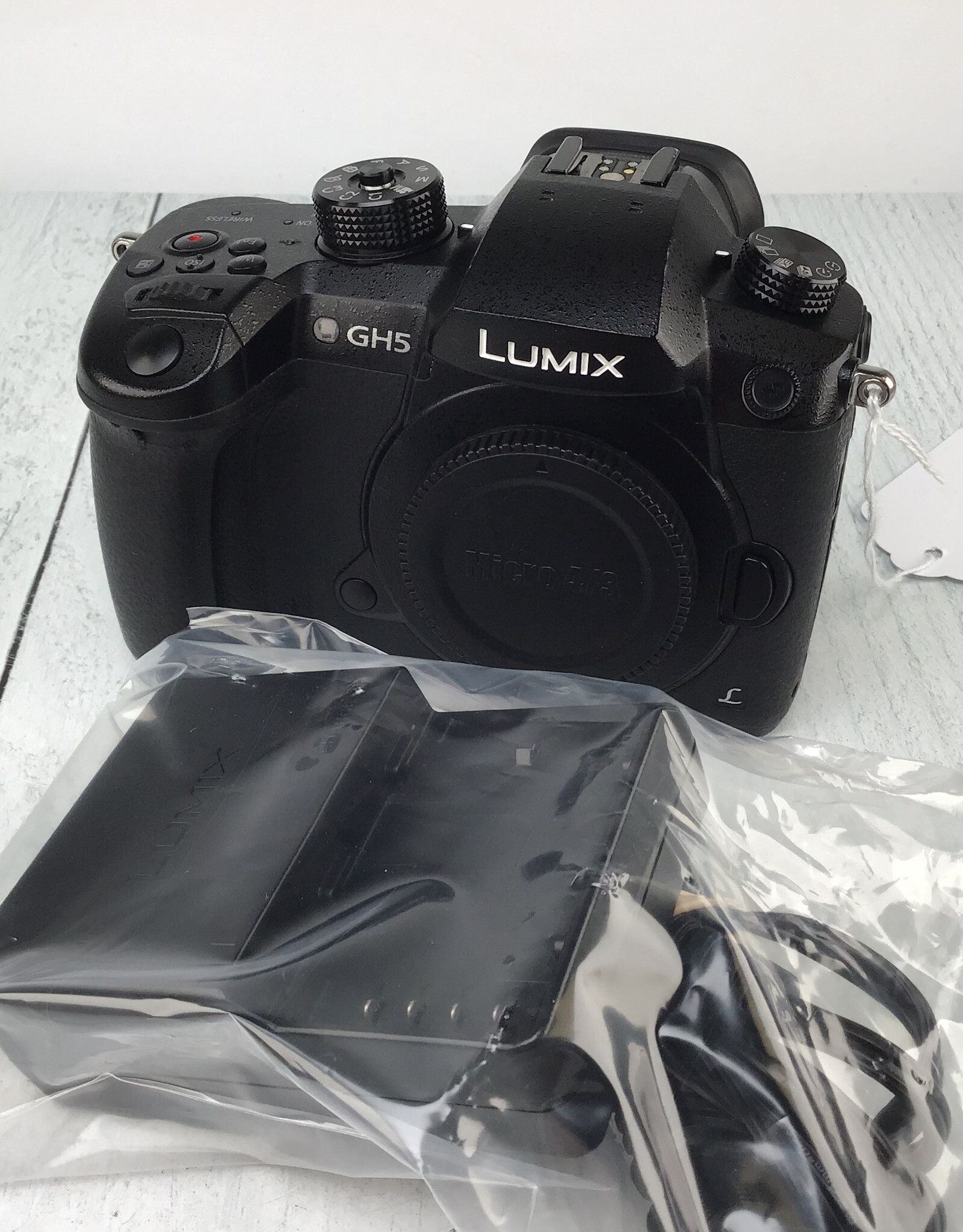 PANASONIC Panasonic GH5 Camera Body Used Good