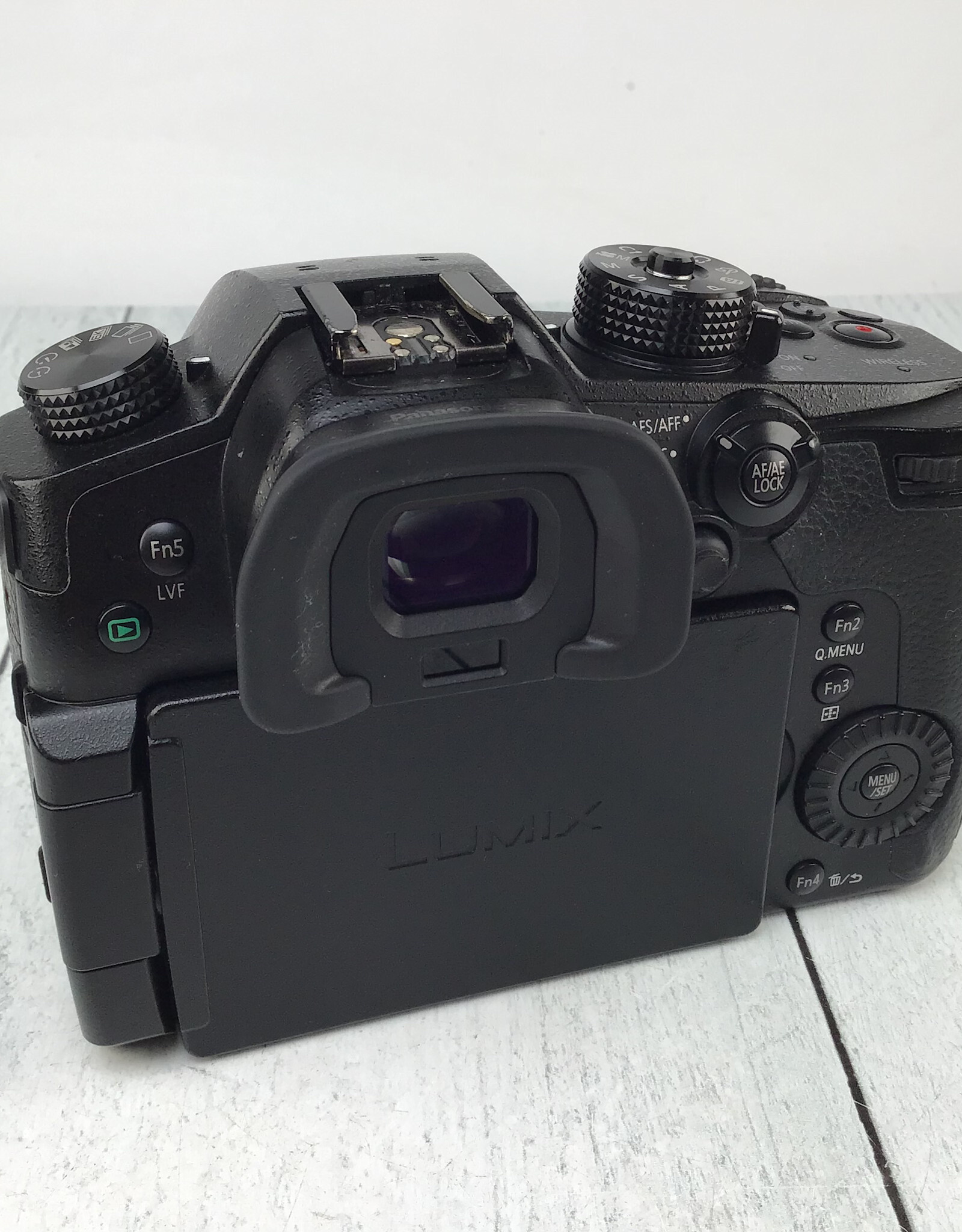 PANASONIC Panasonic GH5 Camera Body Used Good