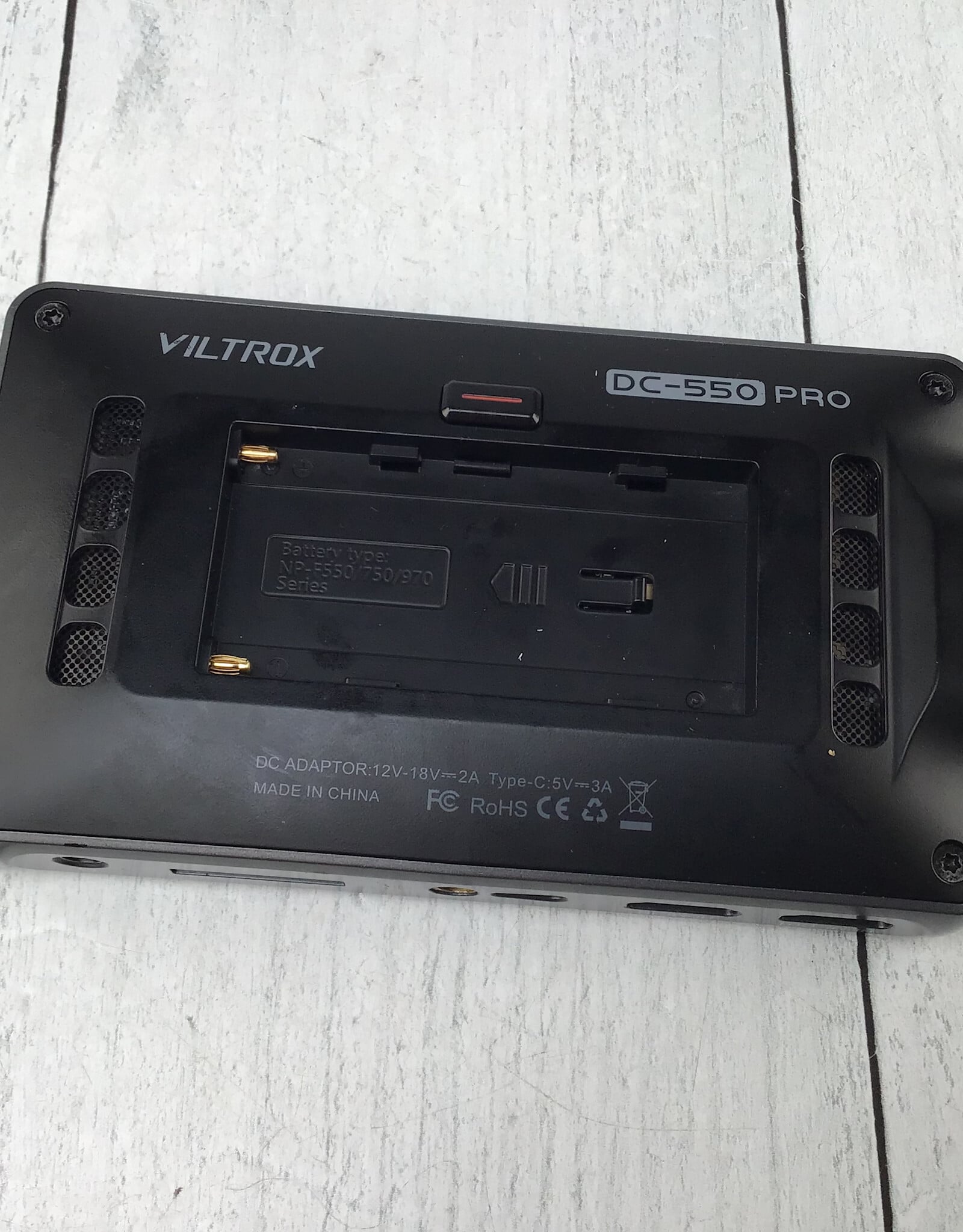 Viltrox Viltrox DC-550 Pro Monitor Used Good