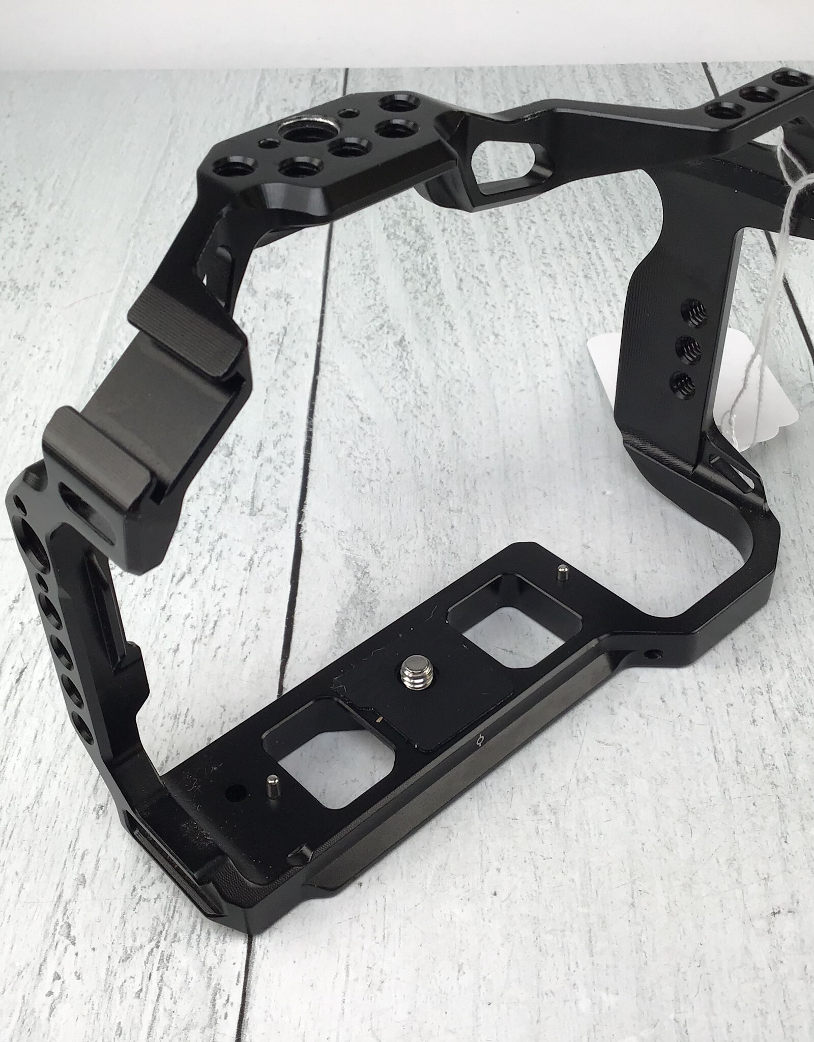 SmallRig SmallRig Cage for Canon R6 Used Good