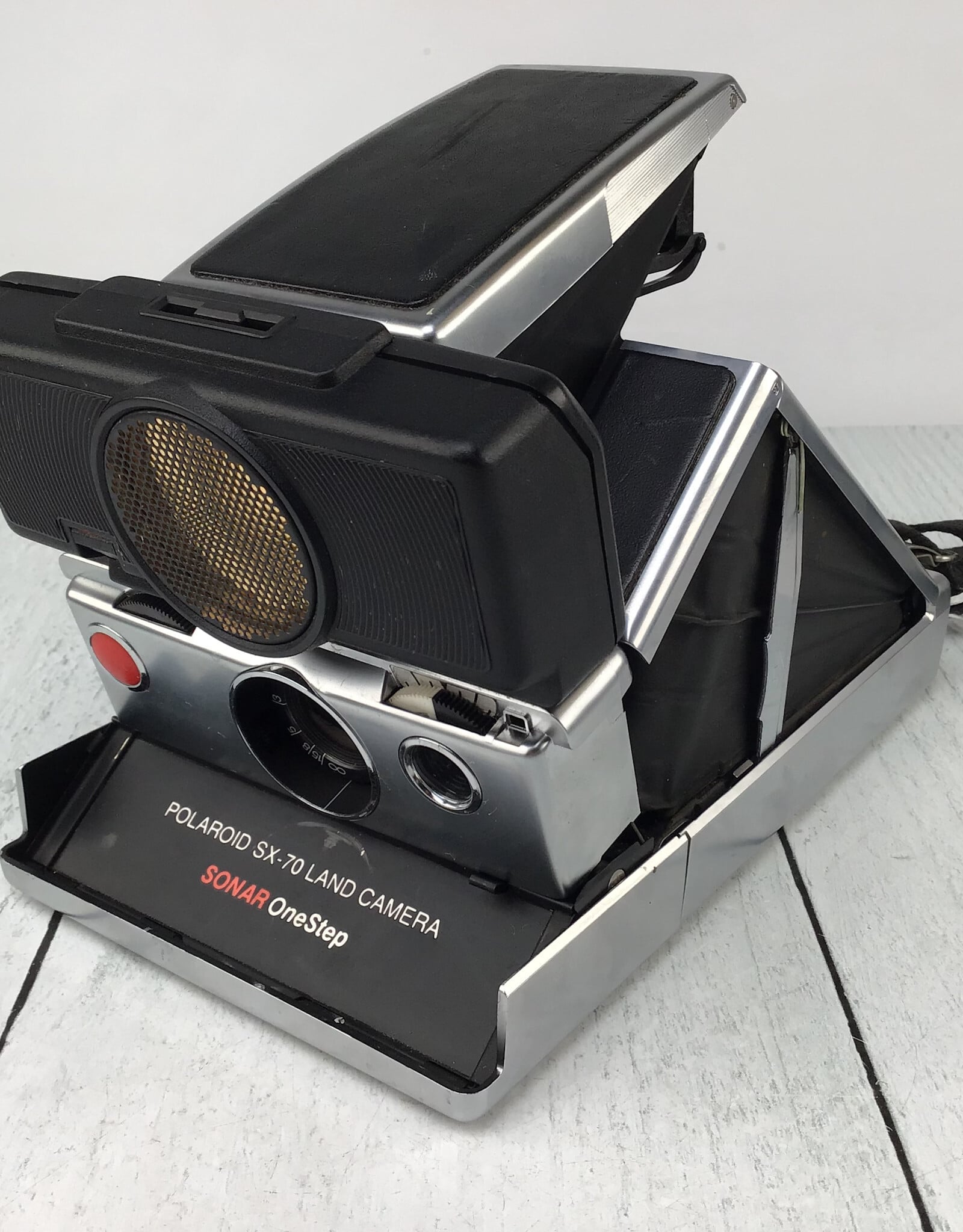 POLAROID Polaroid SX-70 Sonnar OneStep Camera Used Fair