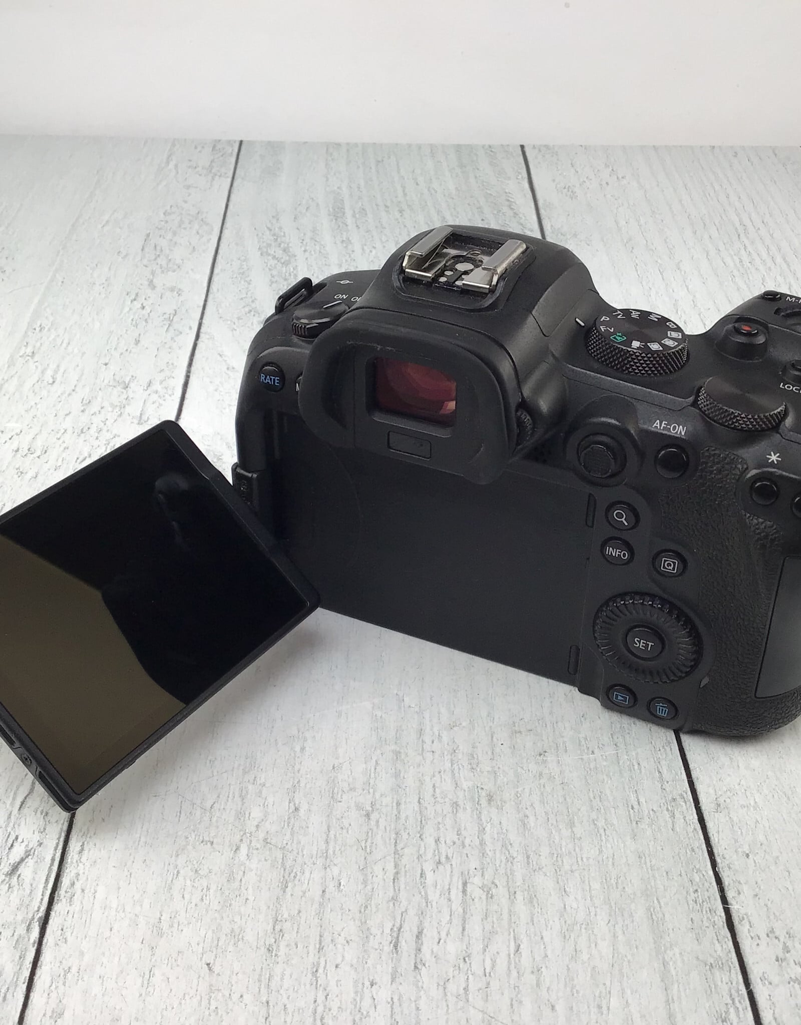 CANON Canon EOS R6 Camera Body Used Fair