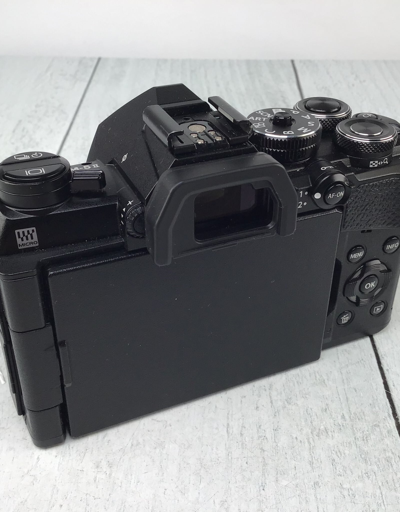 OLYMPUS OM System OM-5 II Camera Body Used Good
