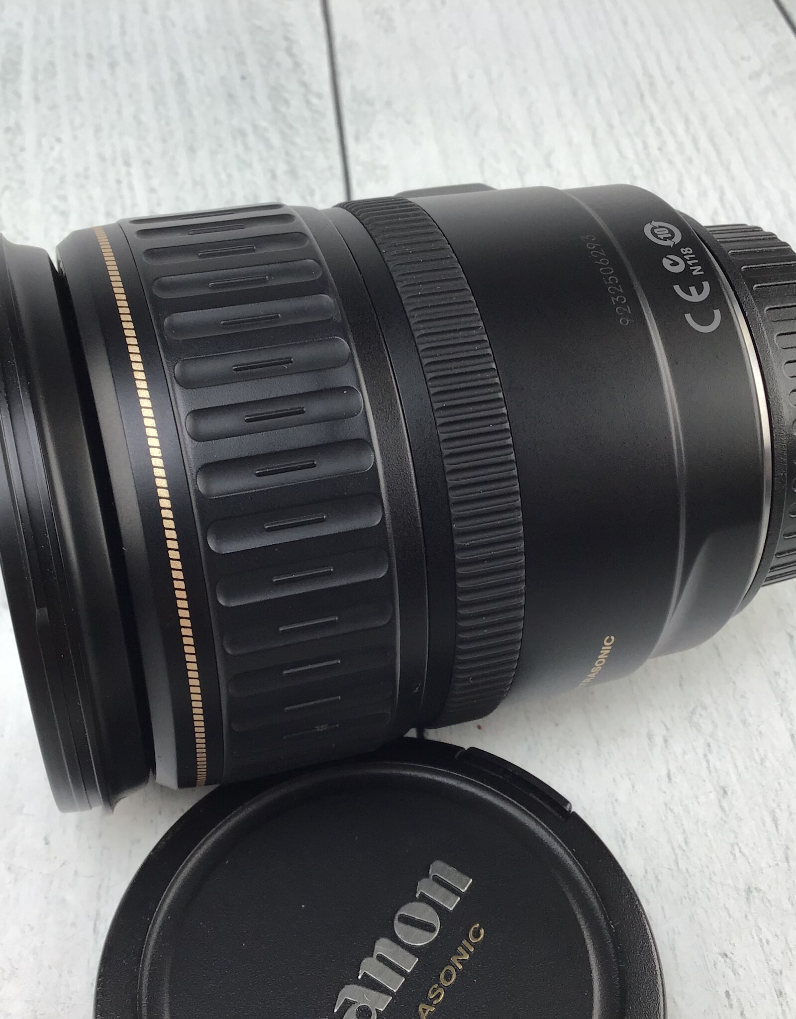 CANON Canon EF 28-135mm f3.5-5.6 IS USM Lens Used Good