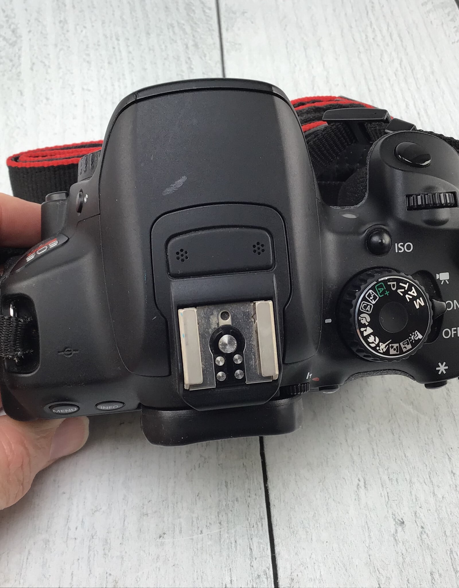 CANON Canon EOS Rebel T4i Camera Body