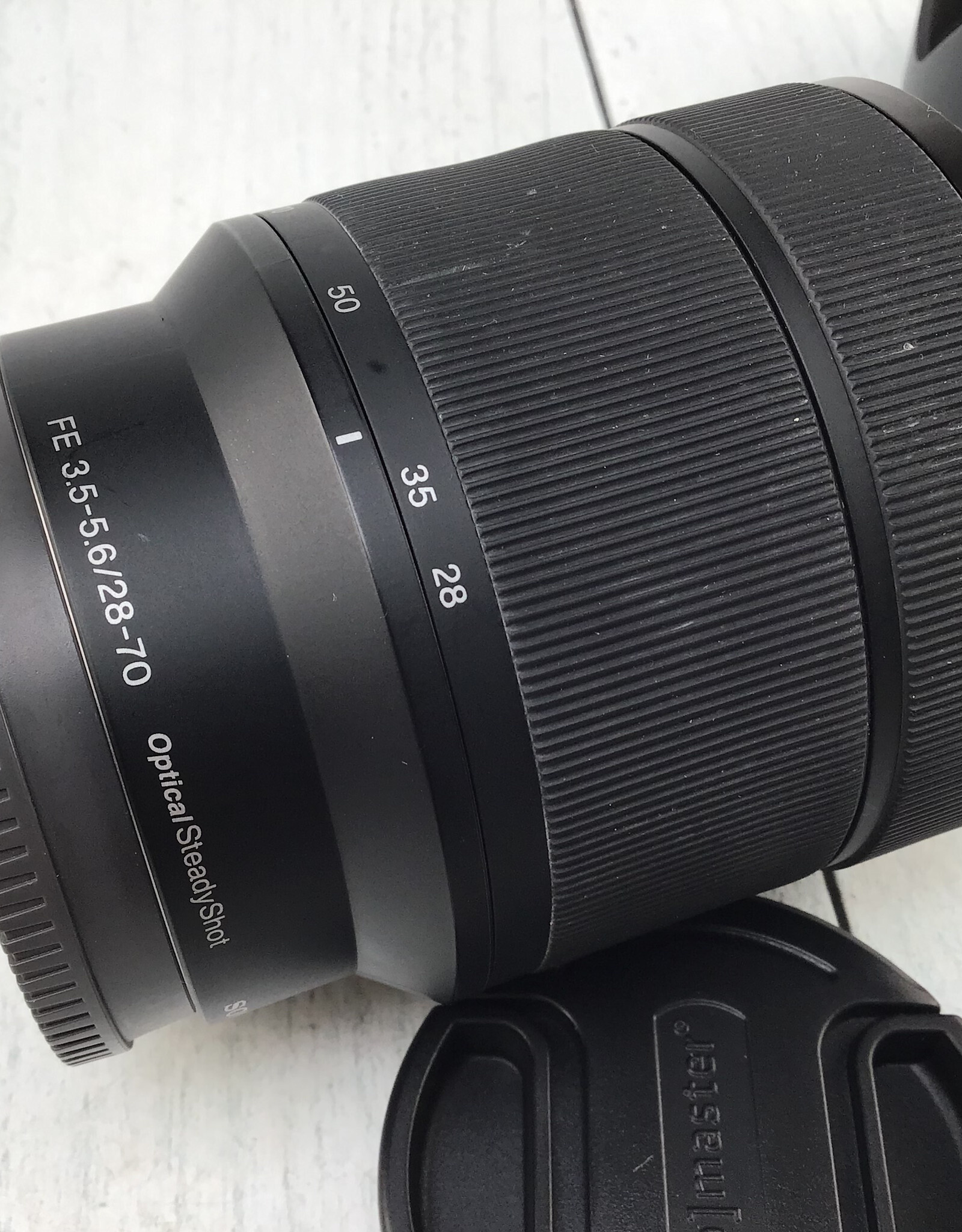 SONY Sony FE 28-70mm f3.5-5.6 OSS Lens Used Fair