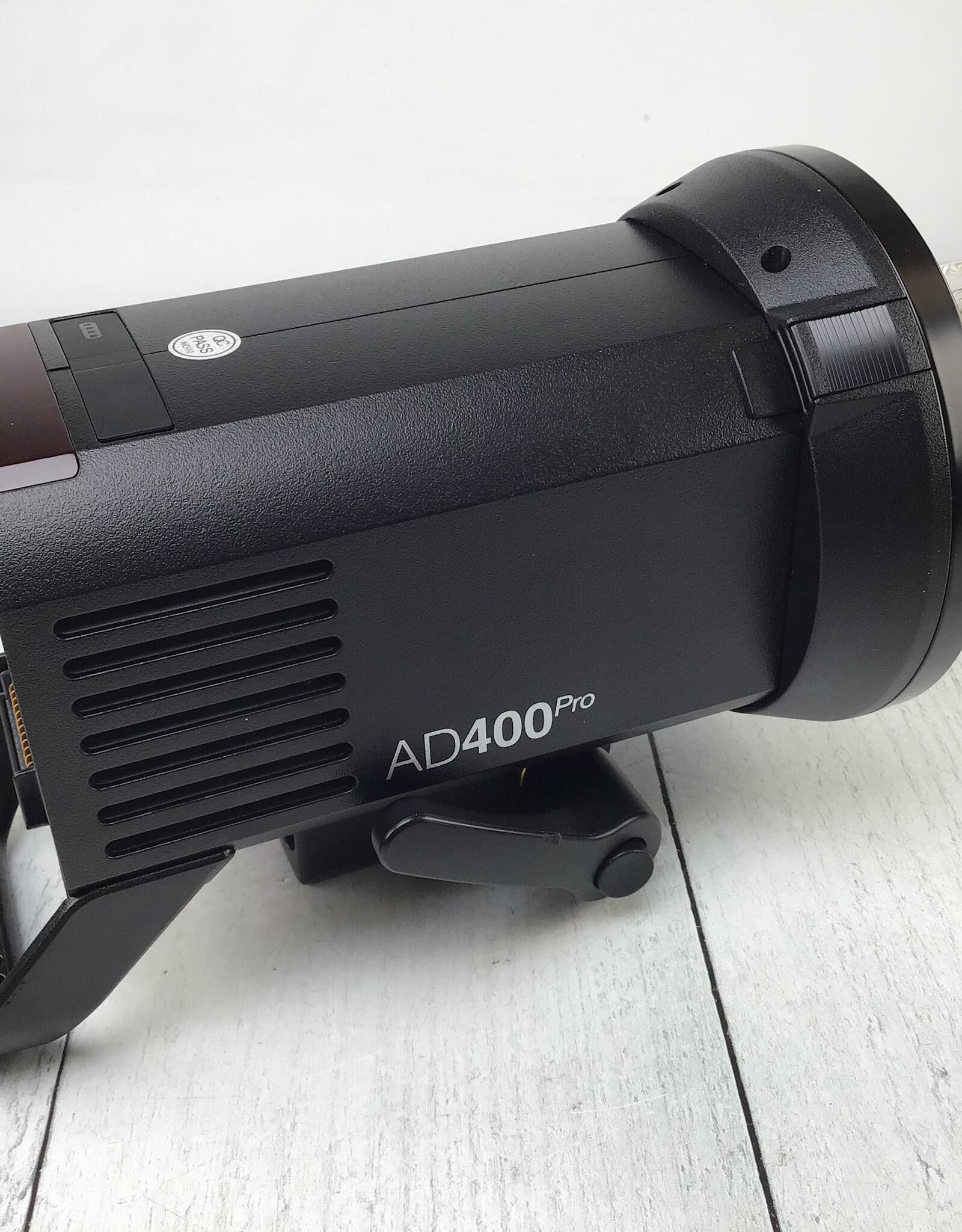 GODOX Godox AD400Pro Flash Used Good