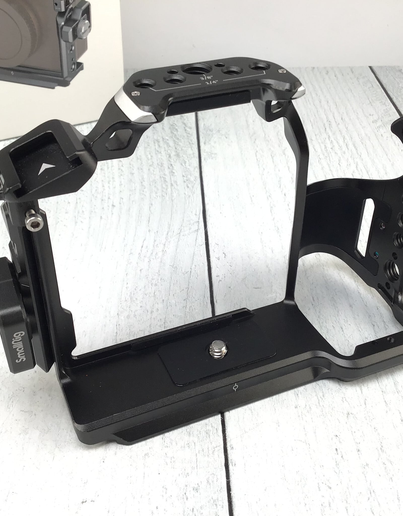 SmallRig SmallRig Rhinoceros Cage Kit for Sony A7RV, A7IV in Box Used EX