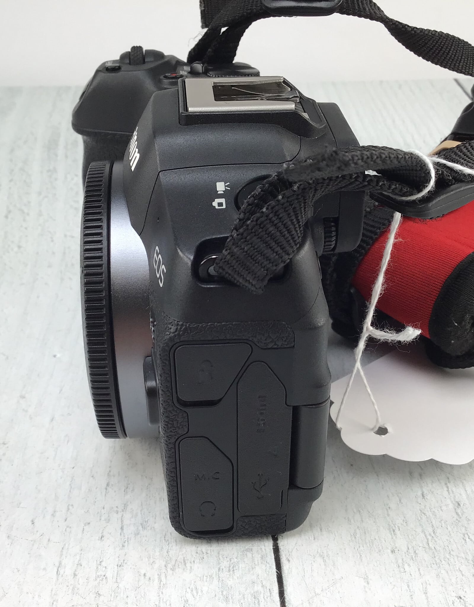 CANON Canon EOS R8 Camera Body Used Good