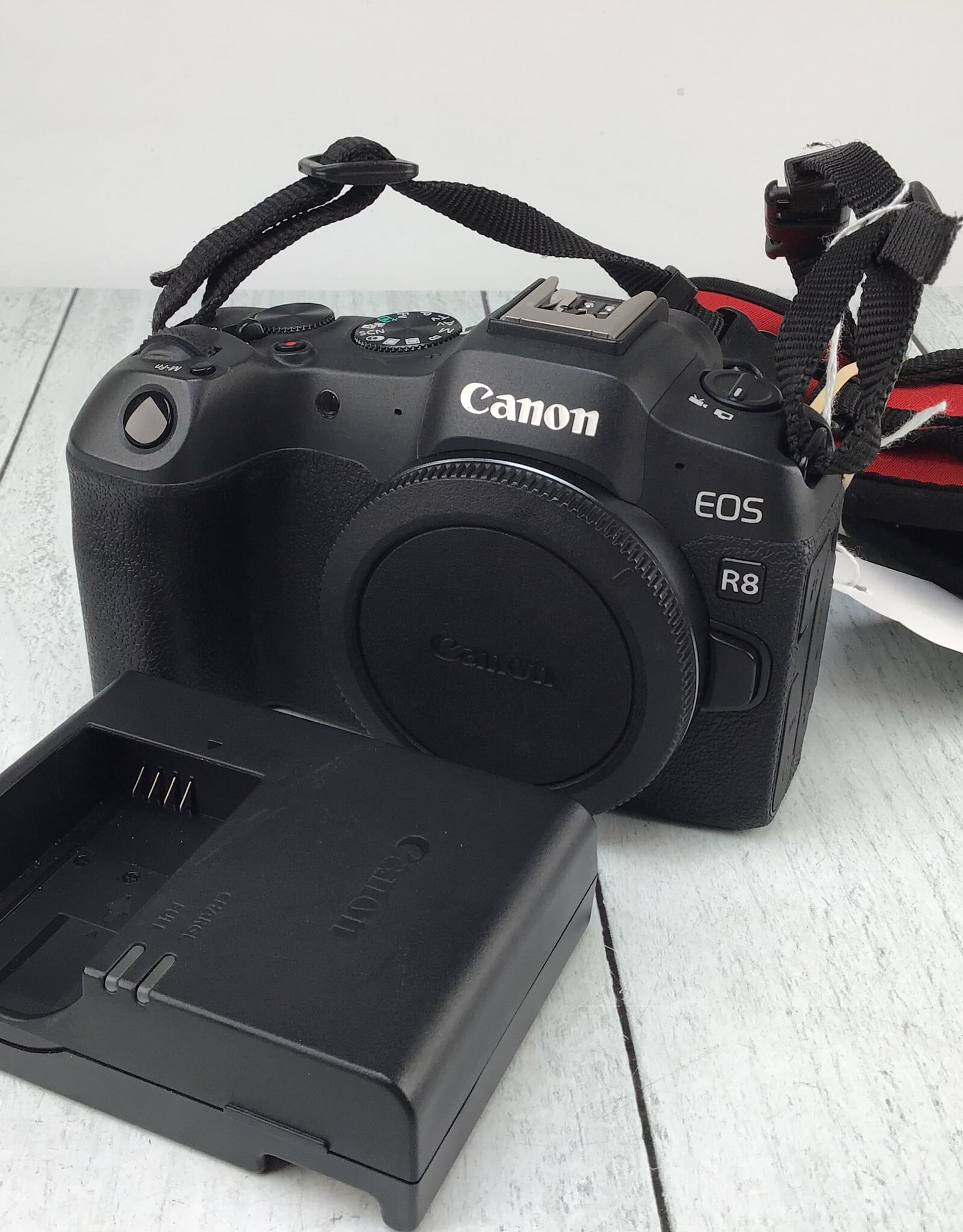 CANON Canon EOS R8 Camera Body Used Good
