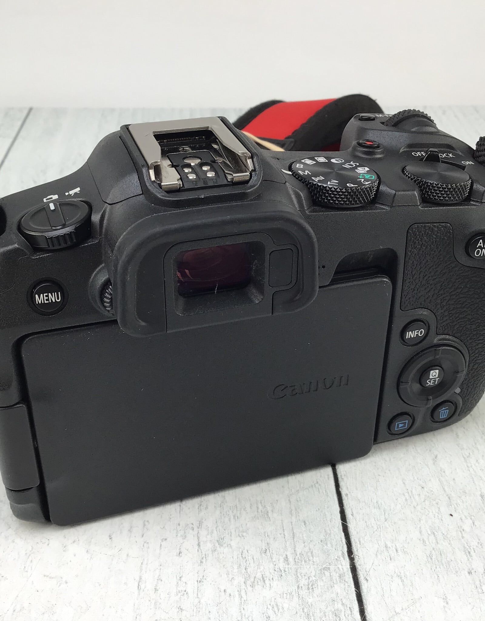 CANON Canon EOS R8 Camera Body Used Good