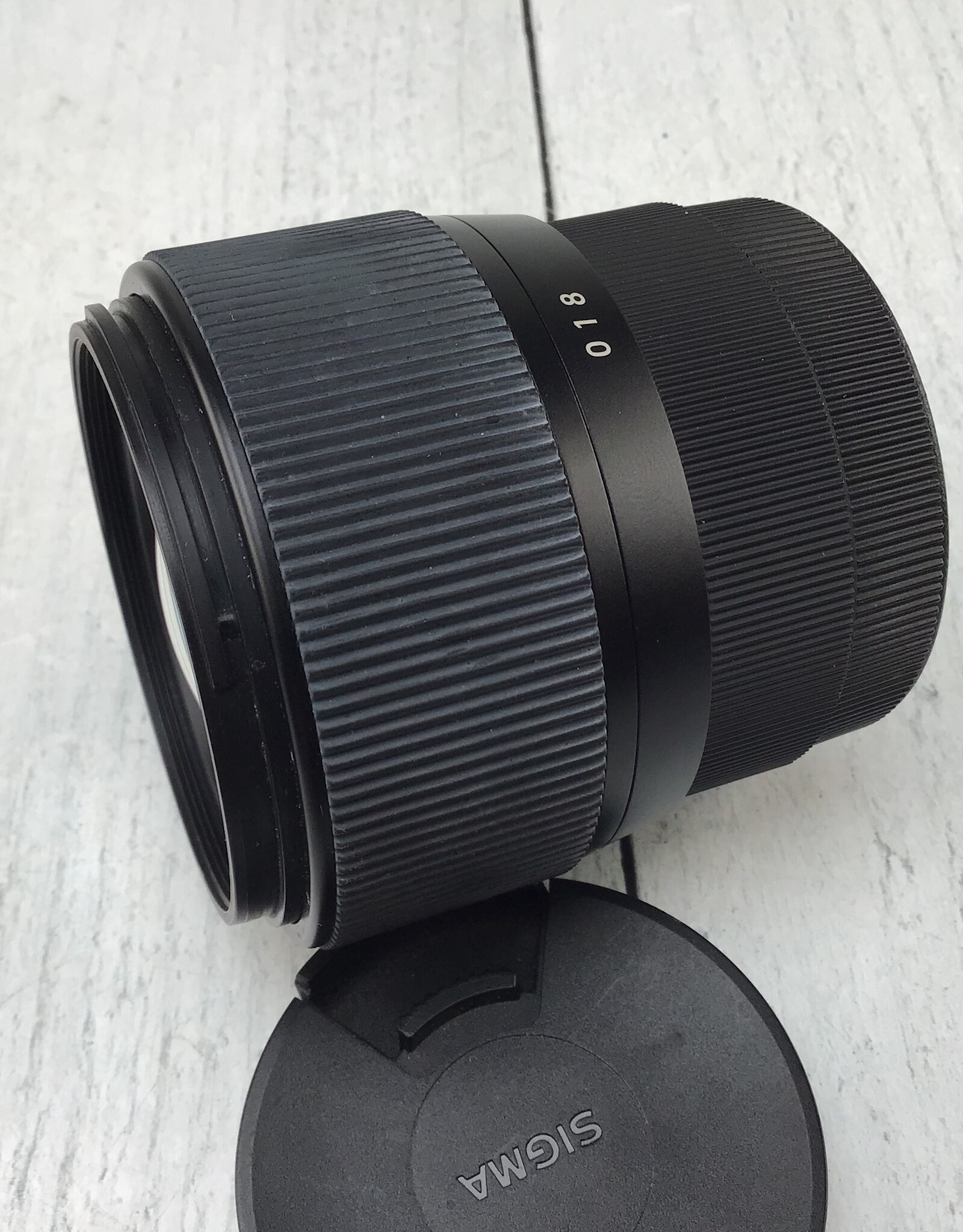 SIGMA Sigma 56mm f1.4 DC DN Lens for Sony in Box Used Good
