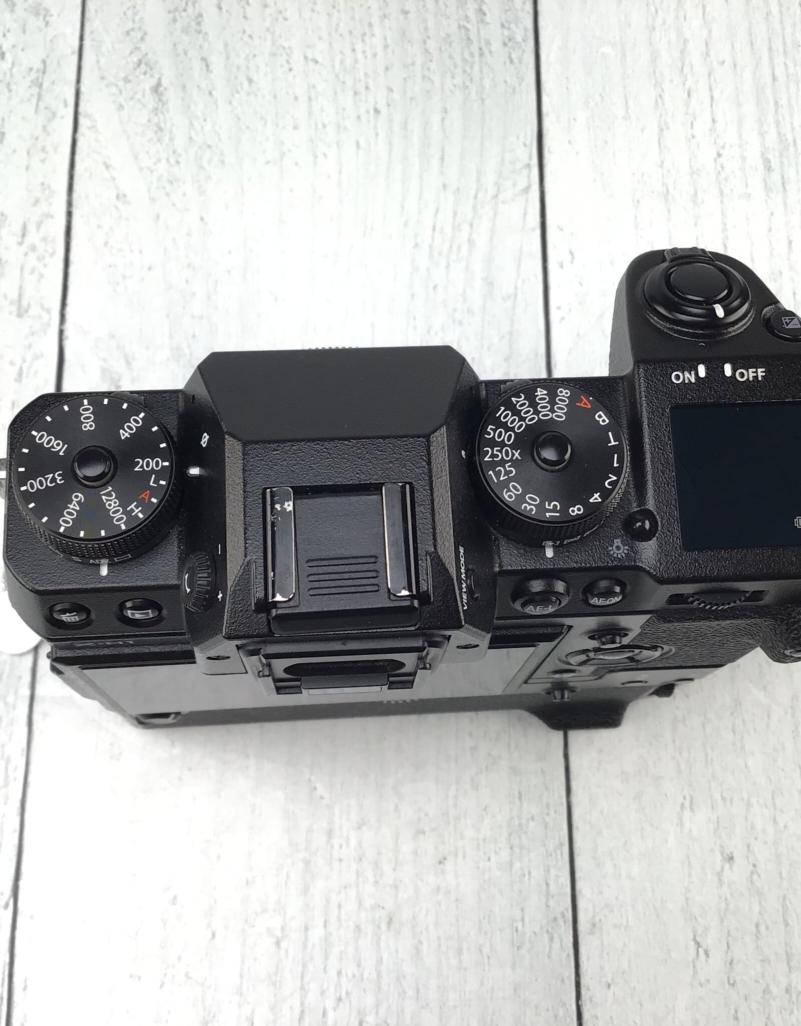 FUJI Fuji X-H1 Camera W/ VPB-XH1 Grip Used Good