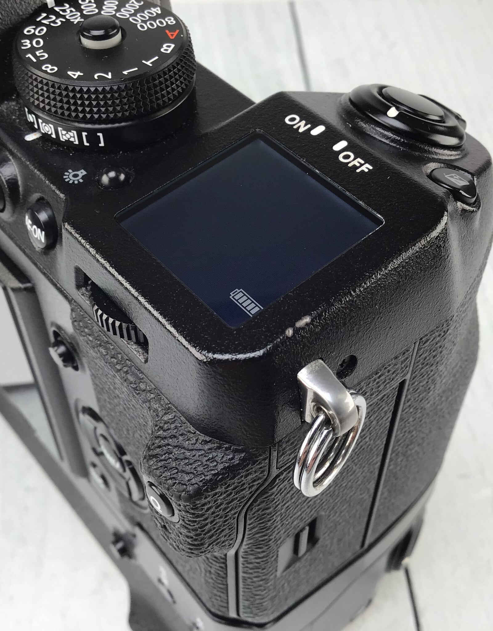 FUJI Fuji X-H1 Camera W/ VPB-XH1 Grip Used Good