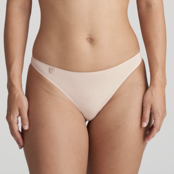 Marie Jo Tom Thong Marie Jo Tom Thong