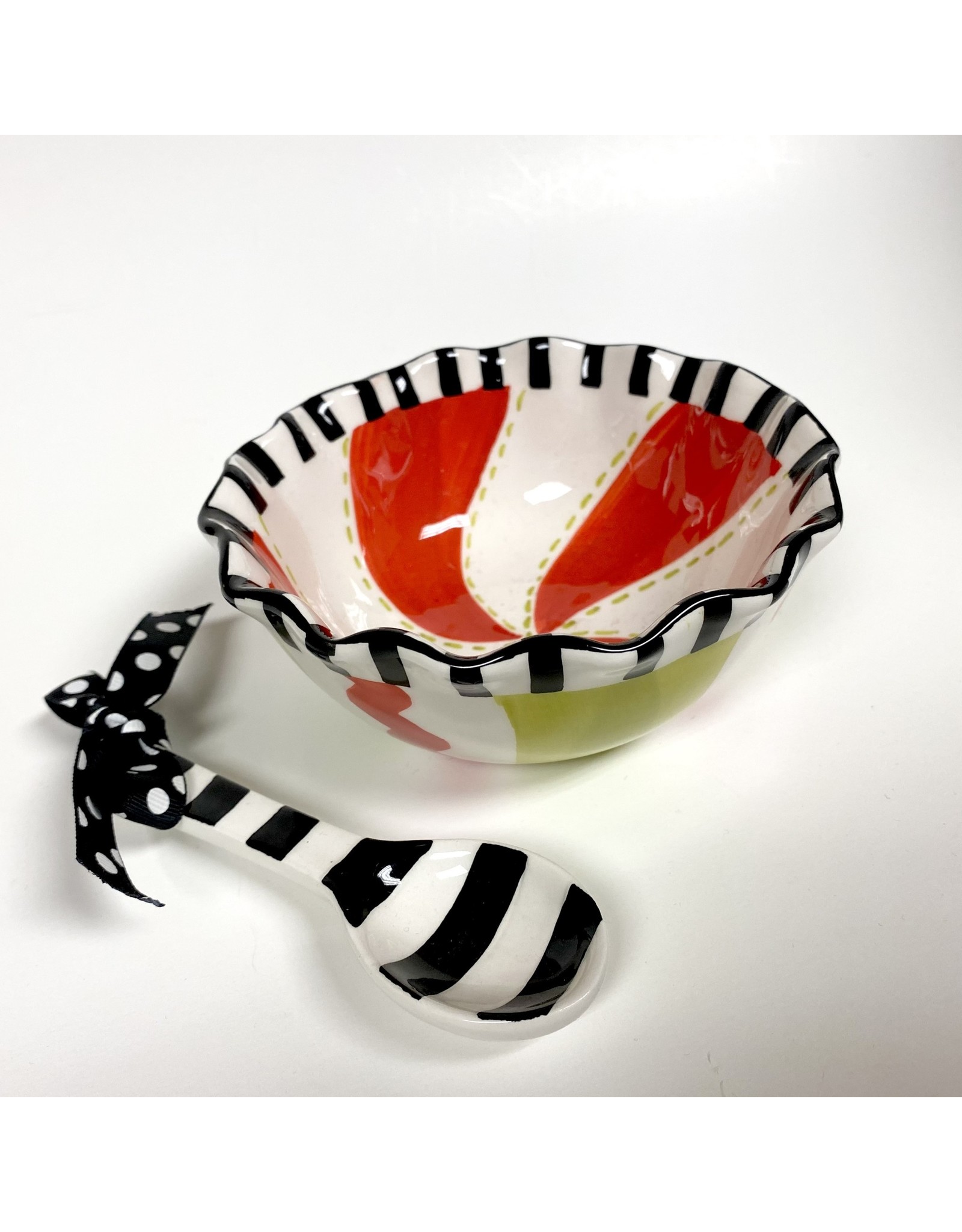 Mud Pie SALE! Holiday Ruffle Bowl with Scoop