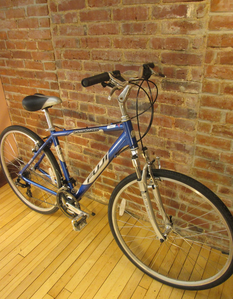 Fuji Bike : Fuji Crosstown 2.1 : 19"
