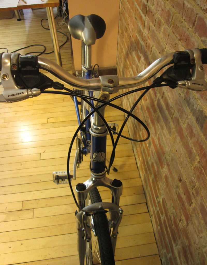Fuji Bike : Fuji Crosstown 2.1 : 19"