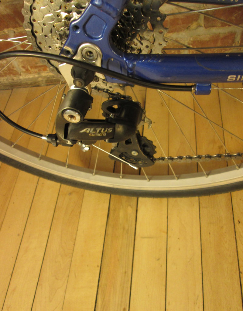 Fuji Bike : Fuji Crosstown 2.1 : 19"