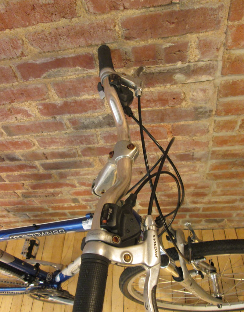 Fuji Bike : Fuji Crosstown 2.1 : 19"