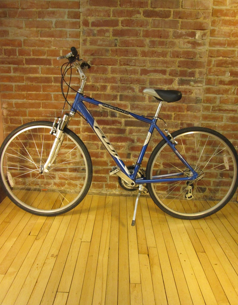 Fuji Bike : Fuji Crosstown 2.1 : 19"