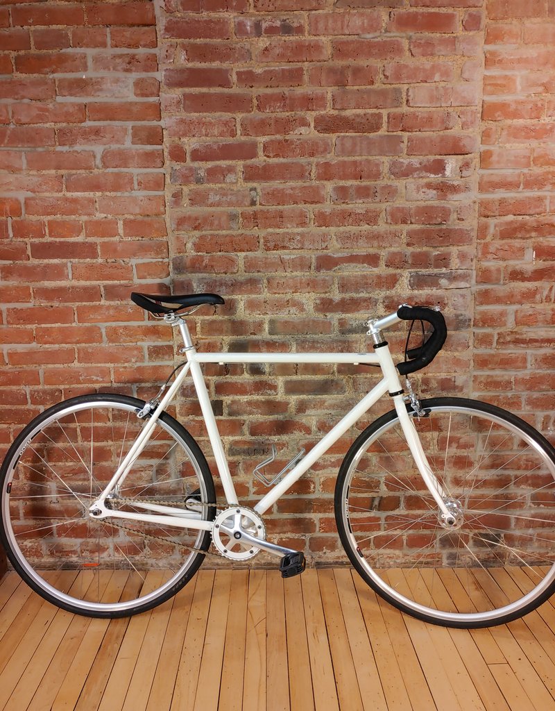 Bike : White Single Speed : 56cm