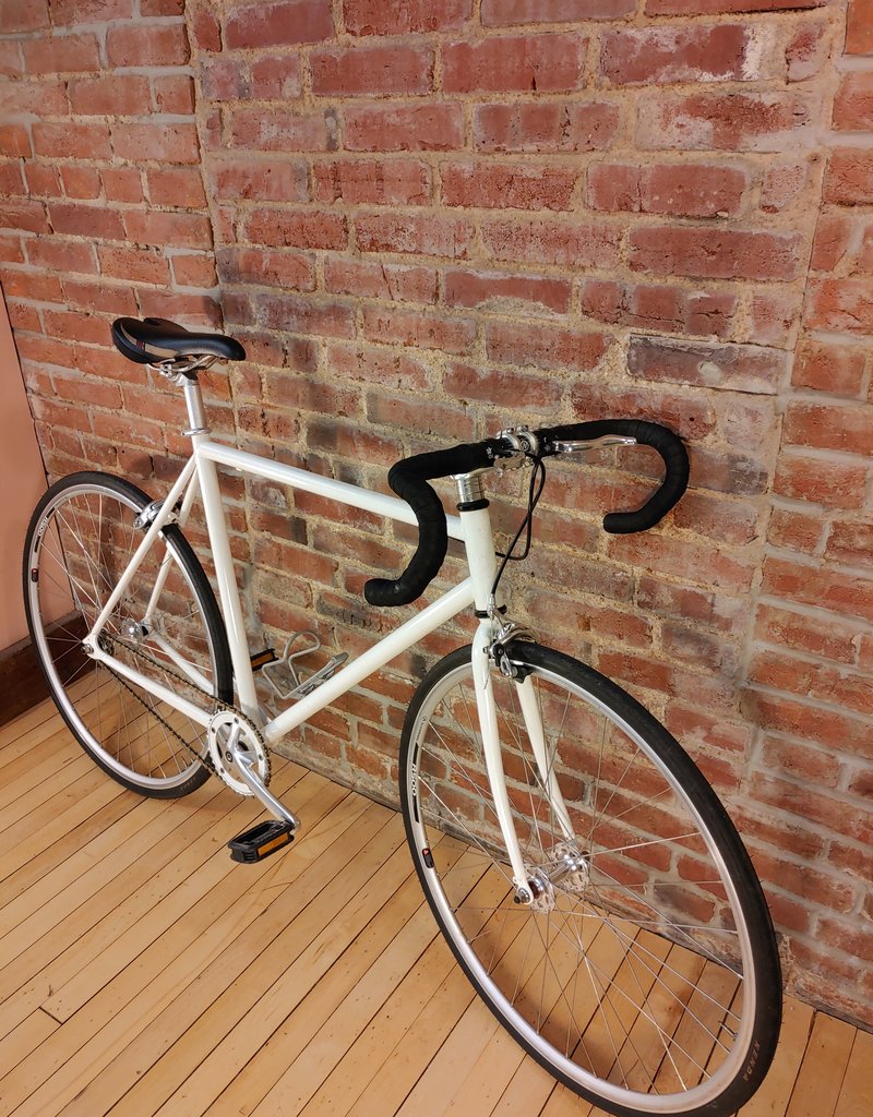 Bike : White Single Speed : 56cm